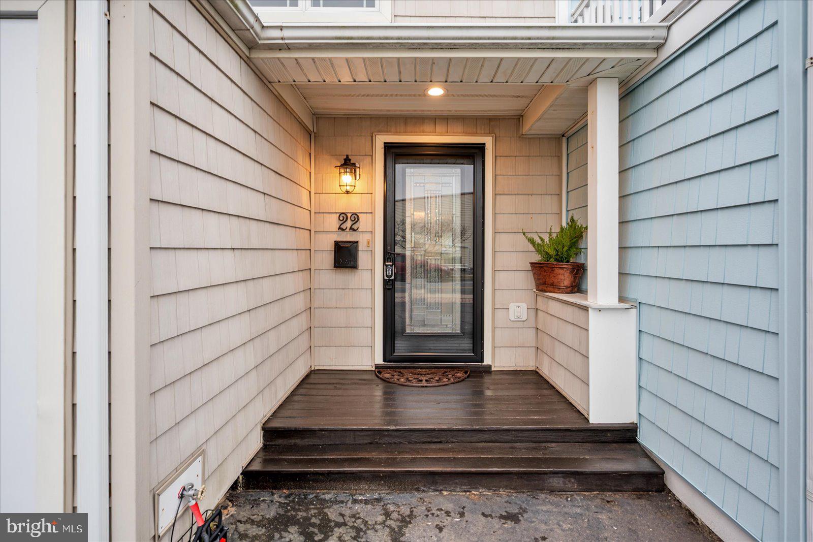 BAYSHORE ESTATES - Residential