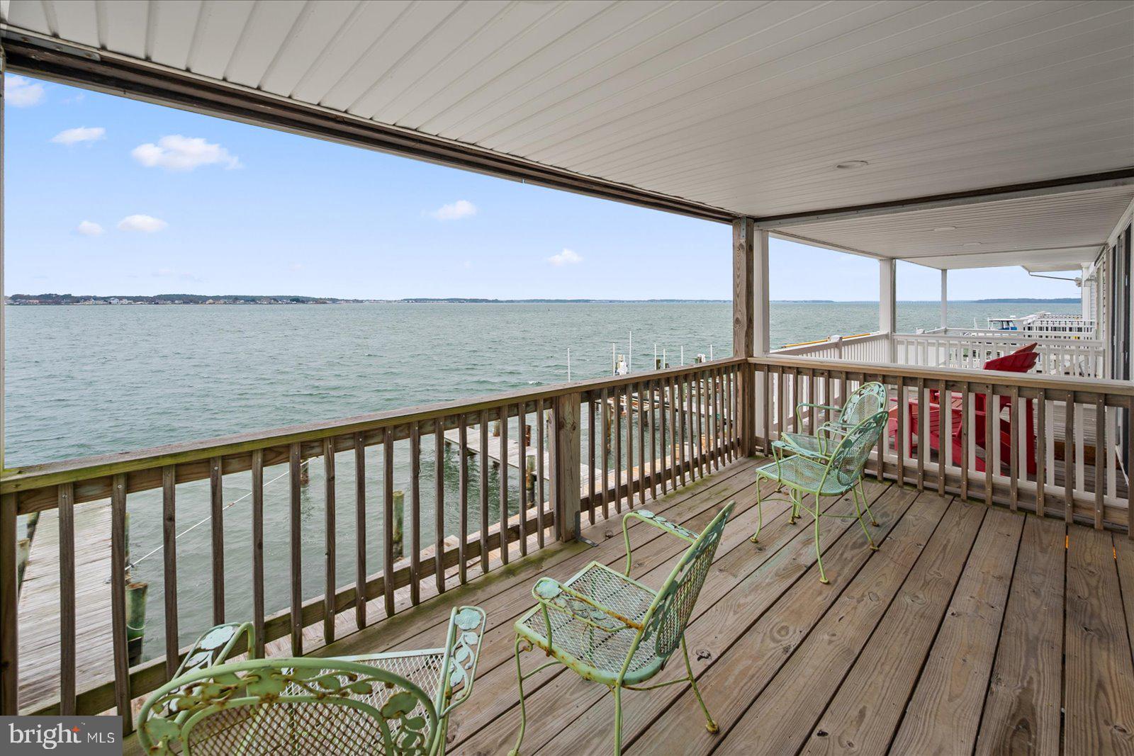 BAYSHORE ESTATES - Residential