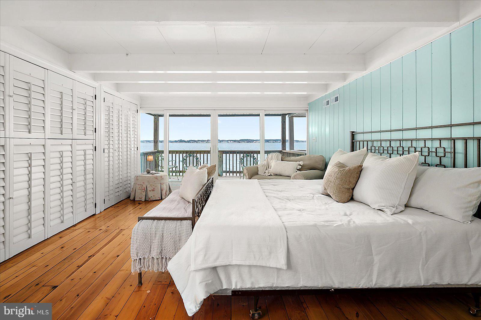 BAYSHORE ESTATES - Residential