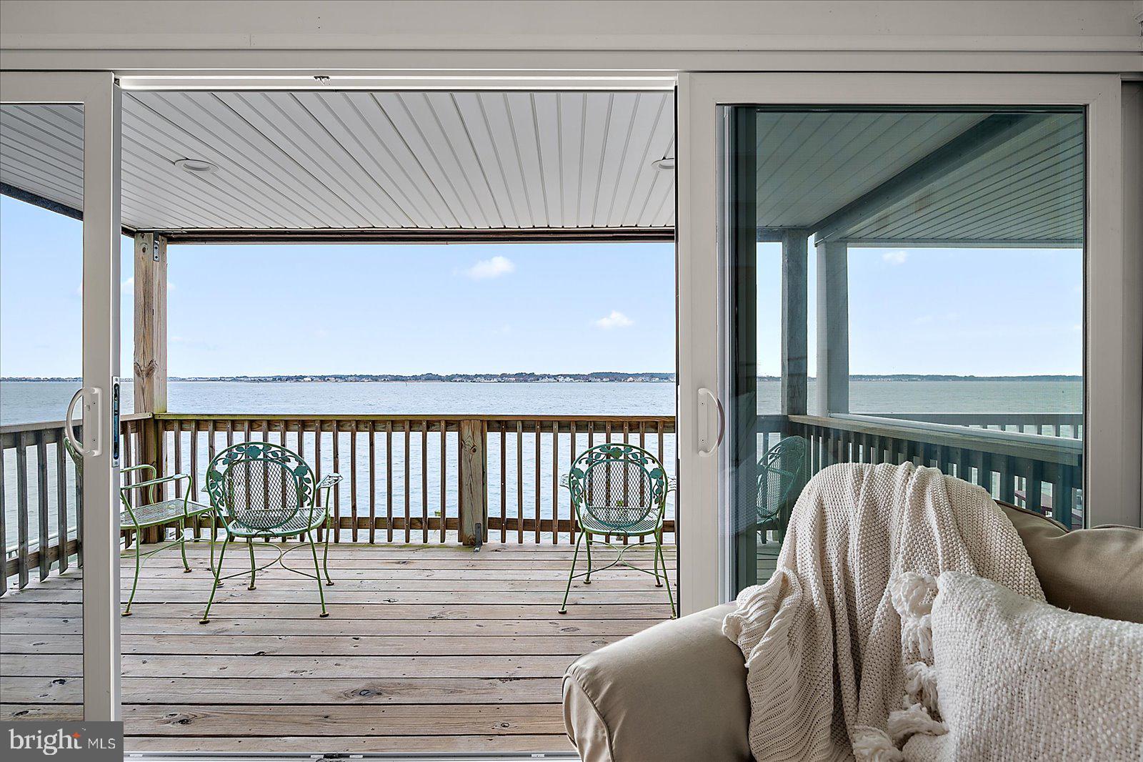 BAYSHORE ESTATES - Residential