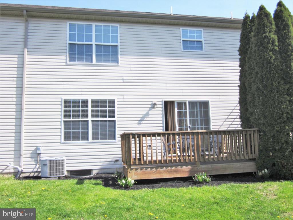 SUMMIT HILLS - Residential