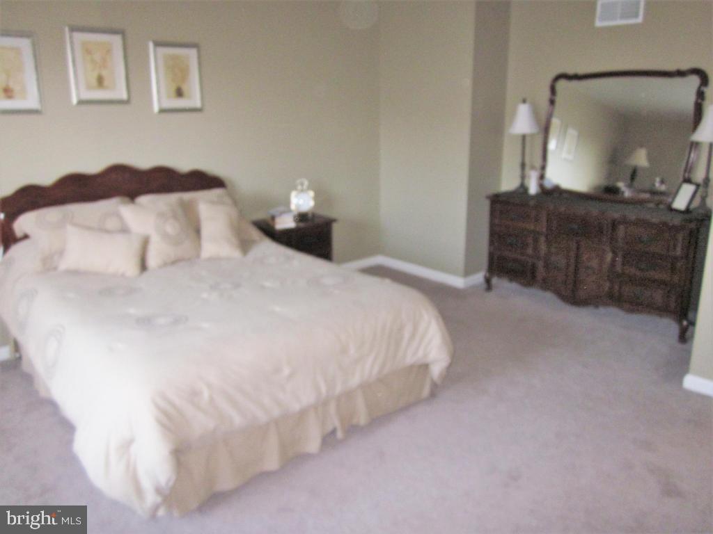 SUMMIT HILLS - Residential