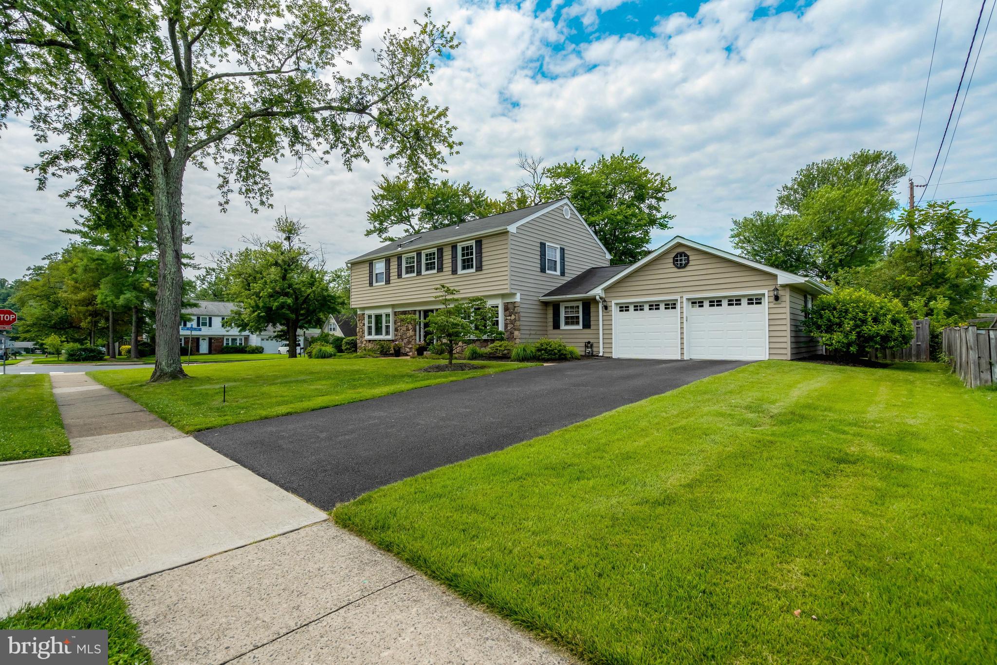 4230 MAJESTIC LANE