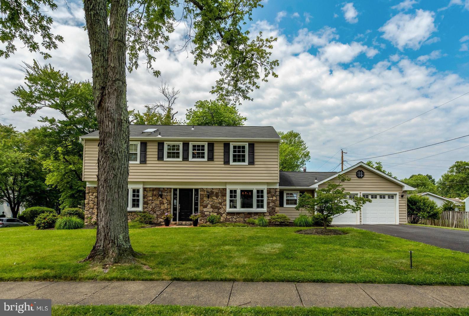 4230 MAJESTIC LANE