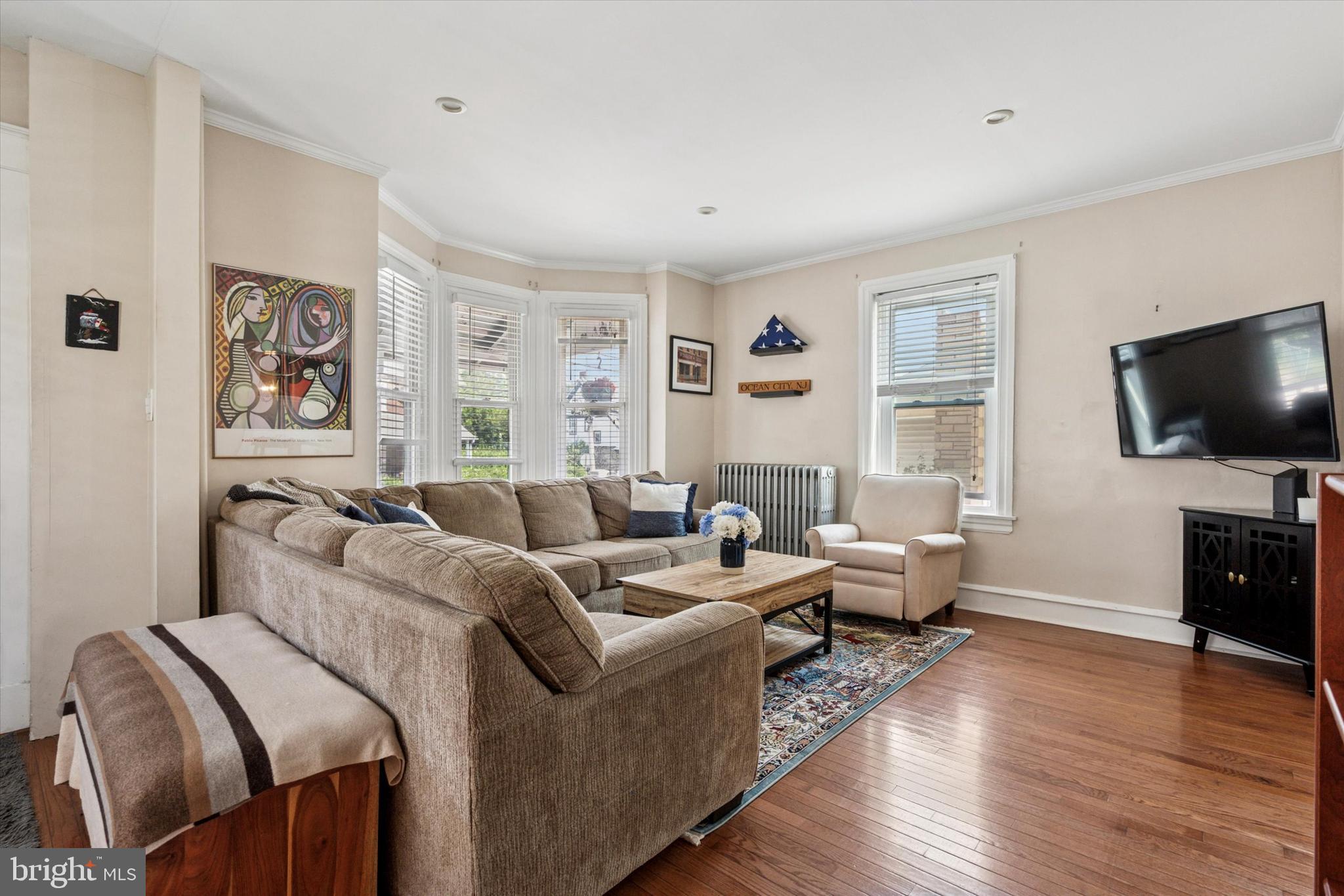 32 W CENTRAL AVENUE