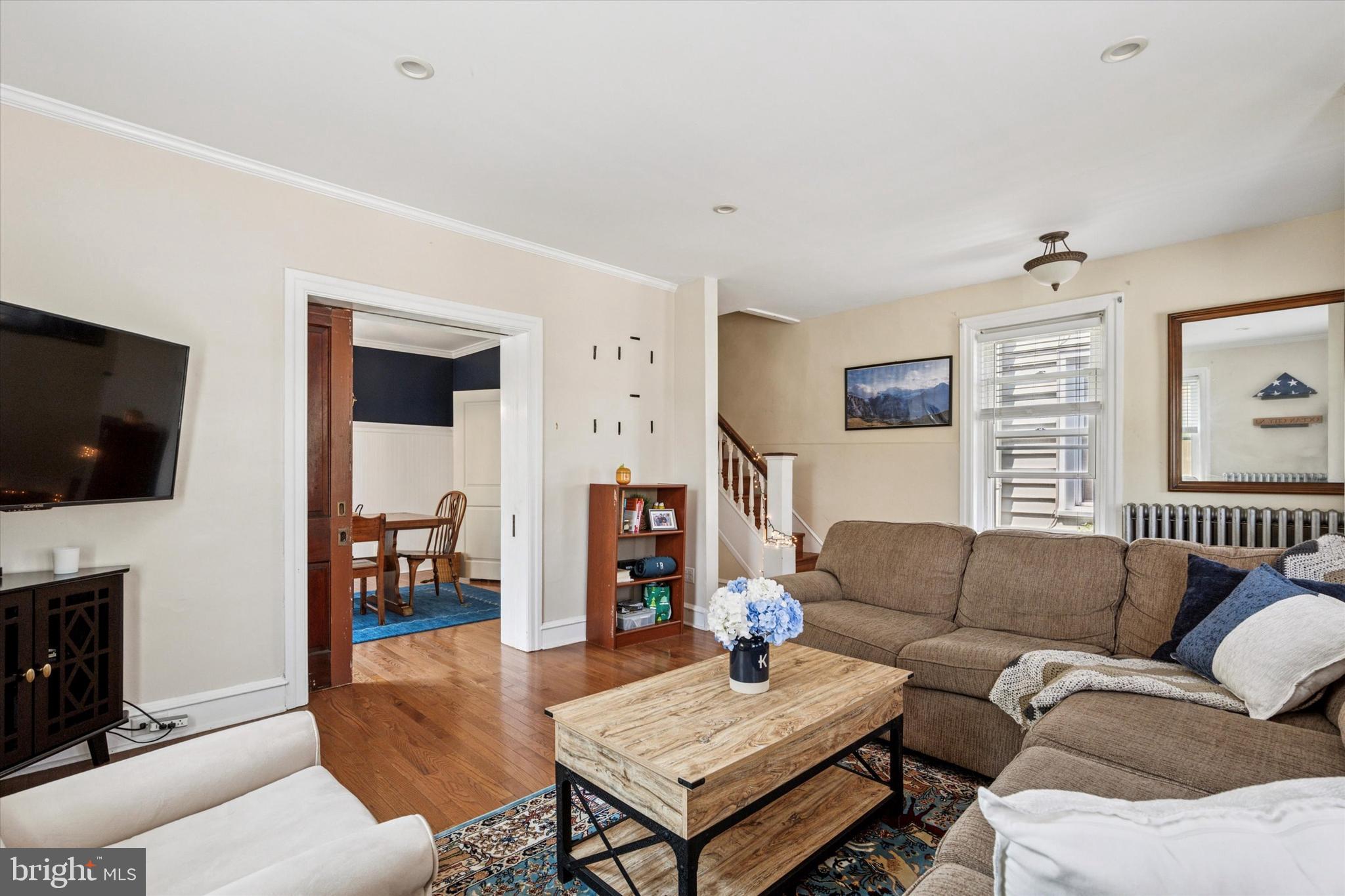 32 W CENTRAL AVENUE