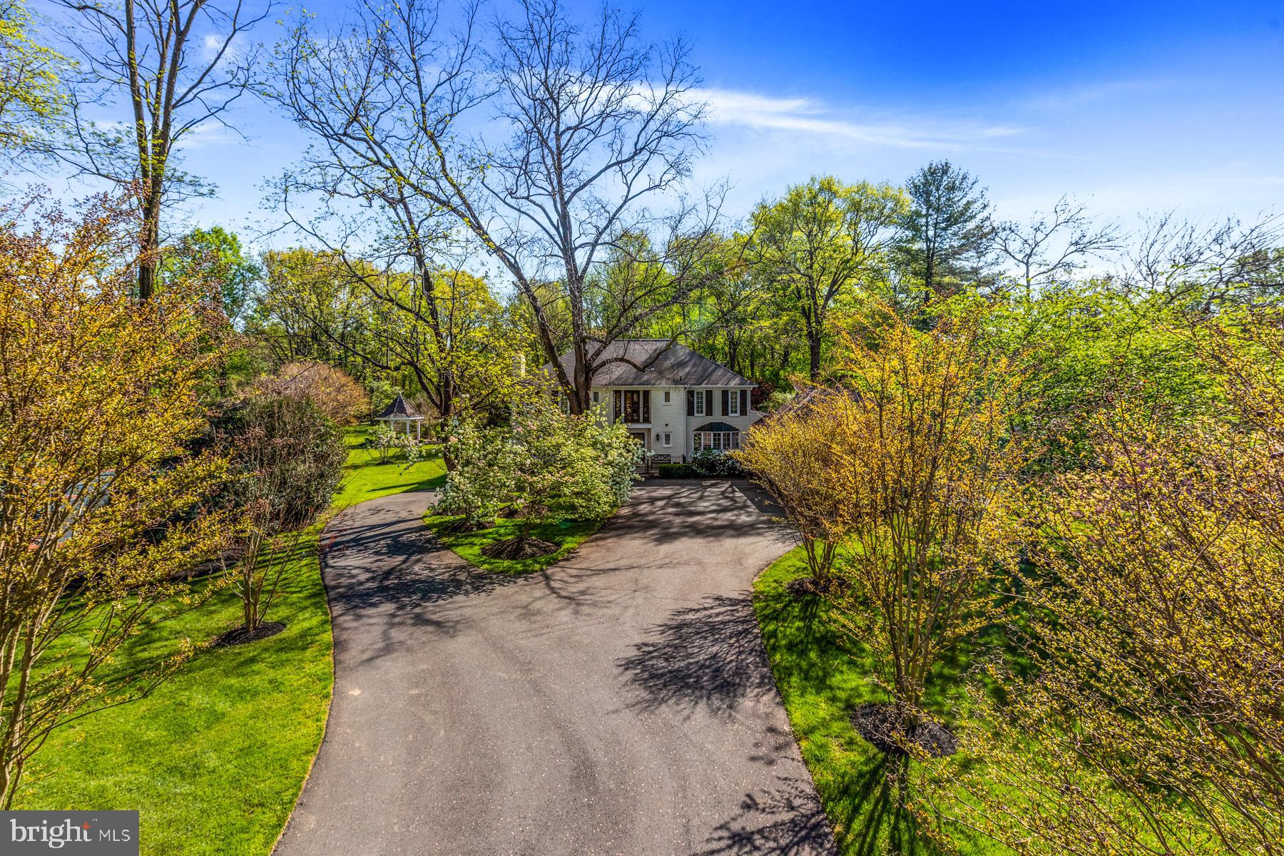 HIDDEN ESTATES - Residential