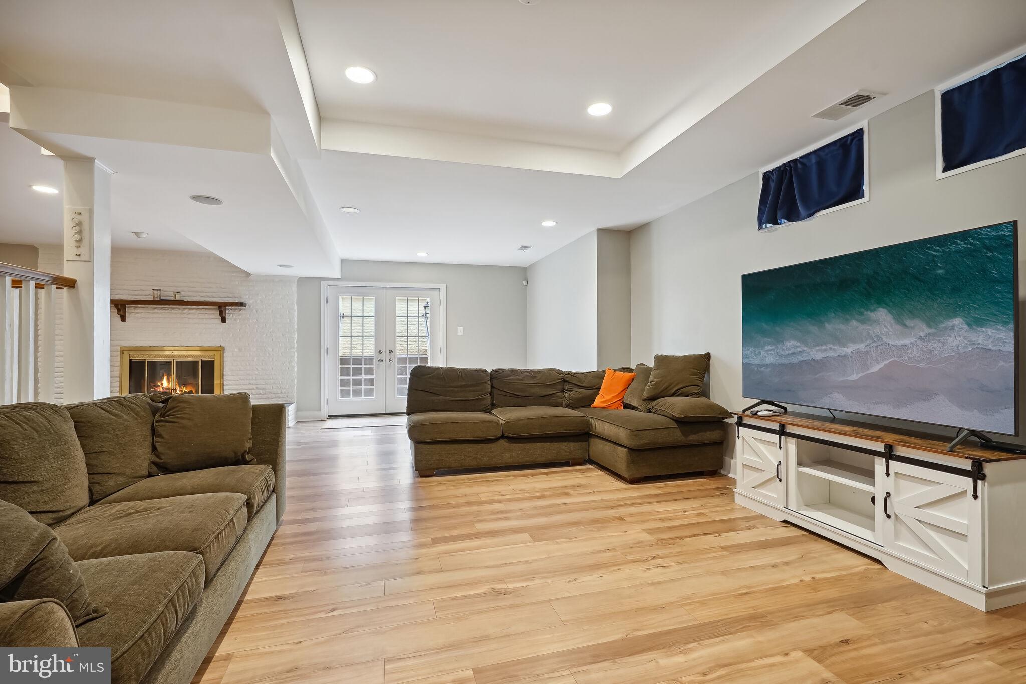 HIDDEN ESTATES - Residential