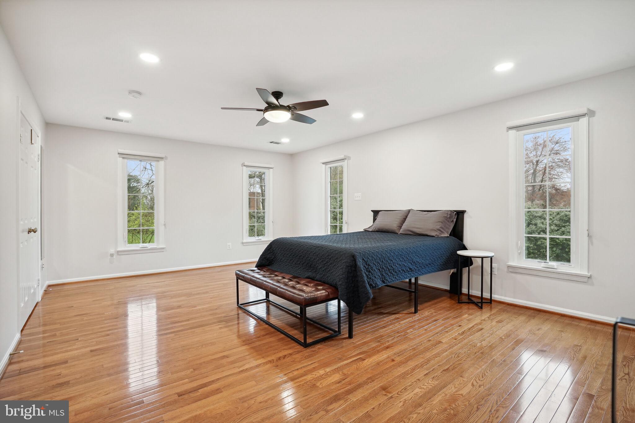 HIDDEN ESTATES - Residential