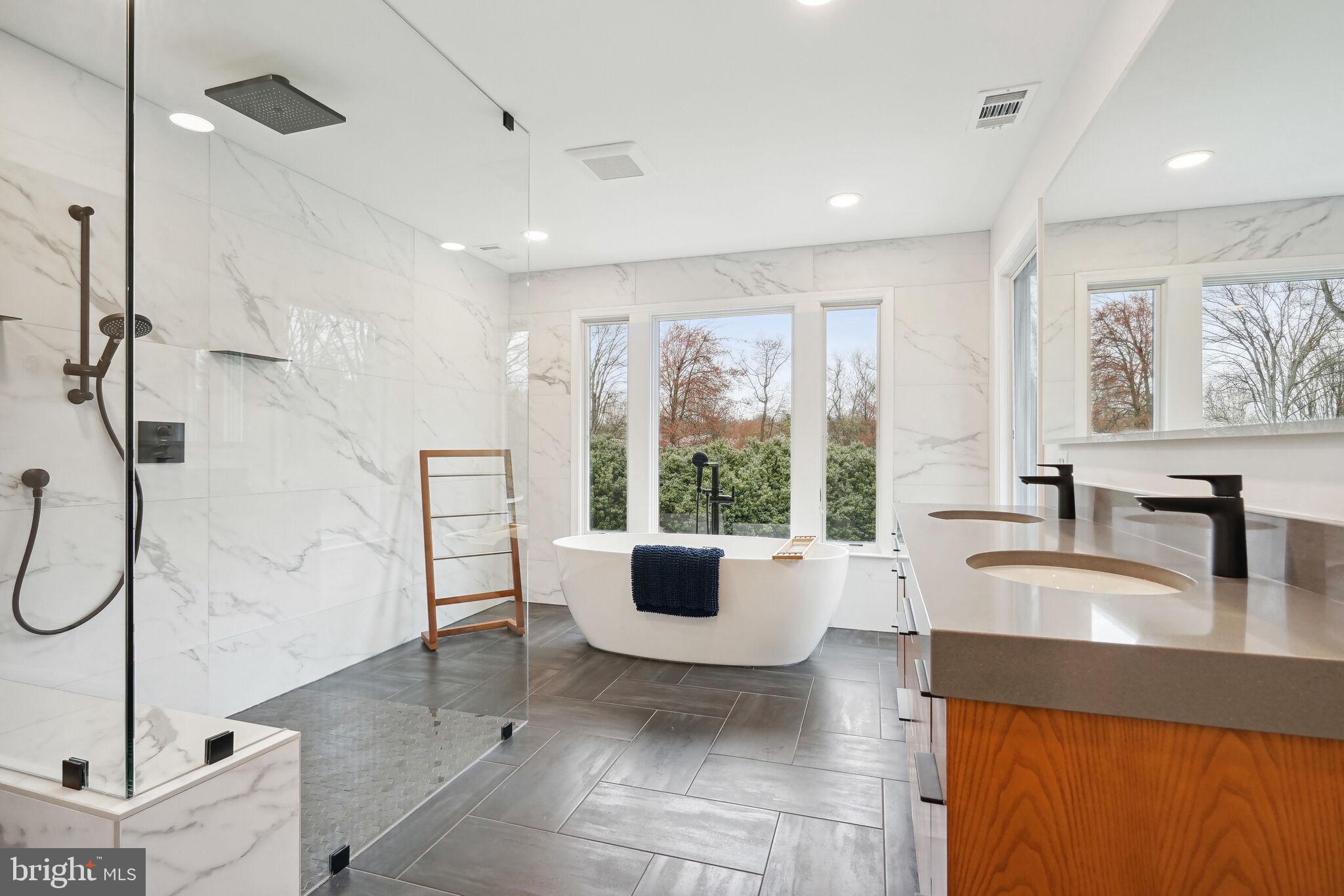 HIDDEN ESTATES - Residential