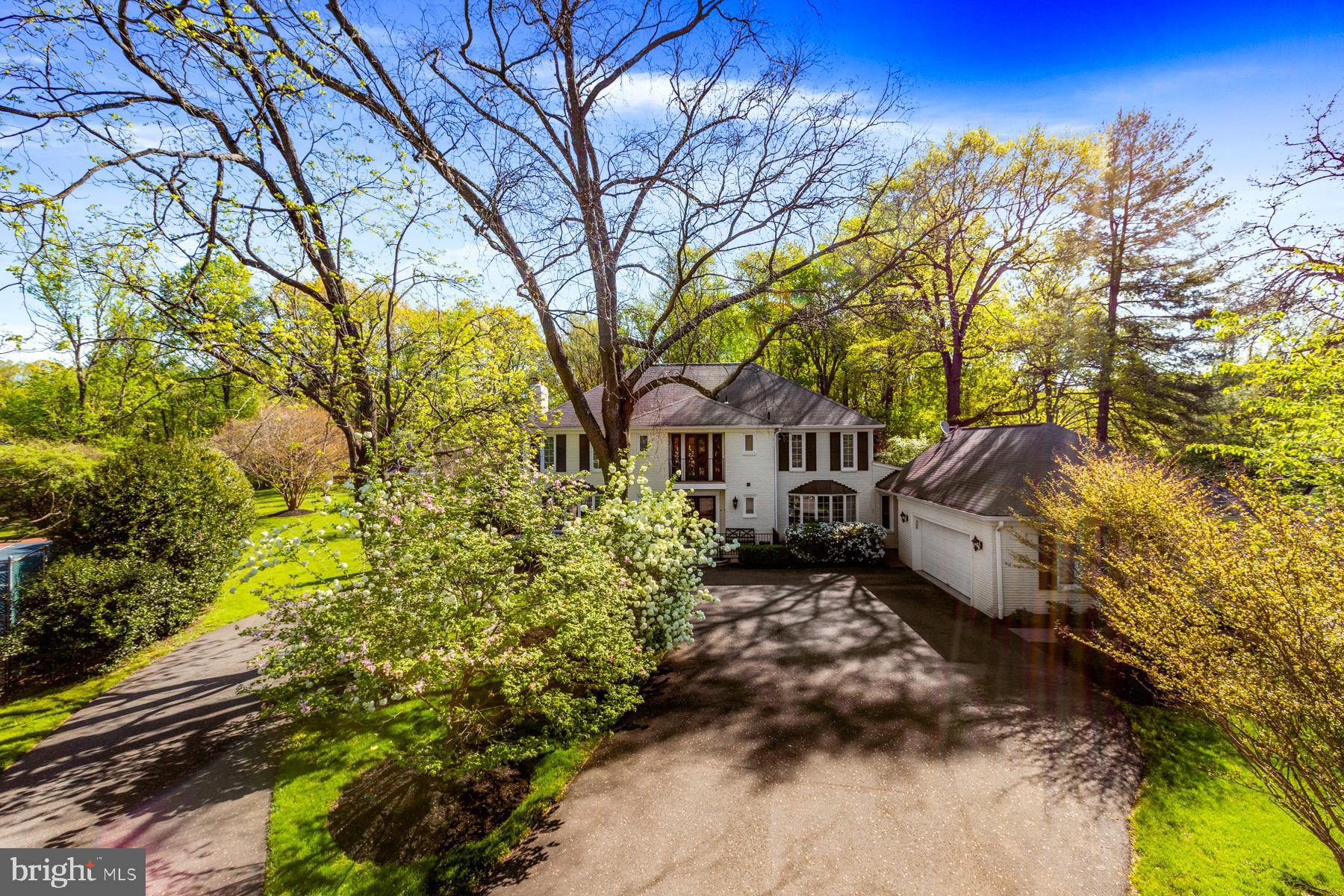 HIDDEN ESTATES - Residential