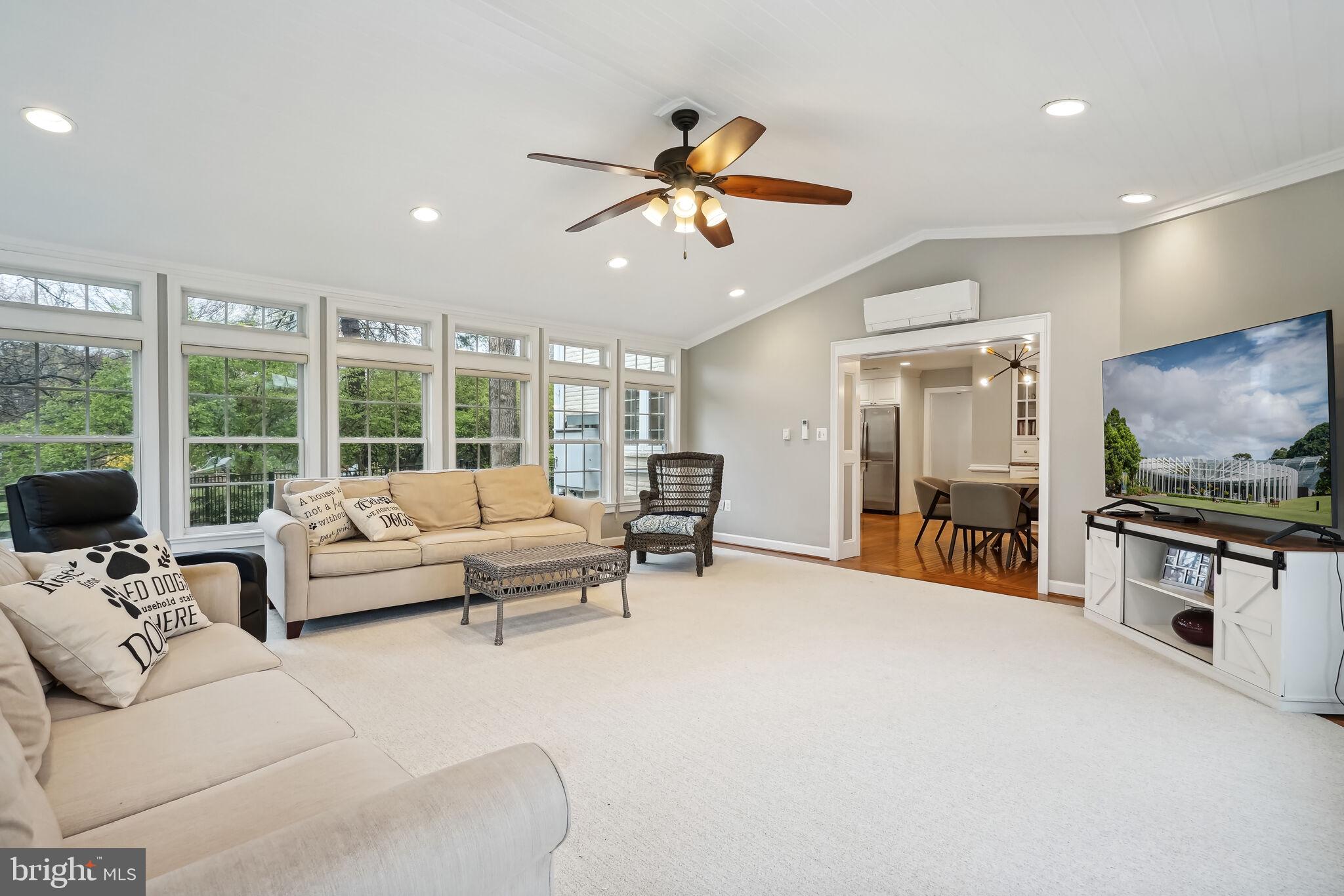 HIDDEN ESTATES - Residential