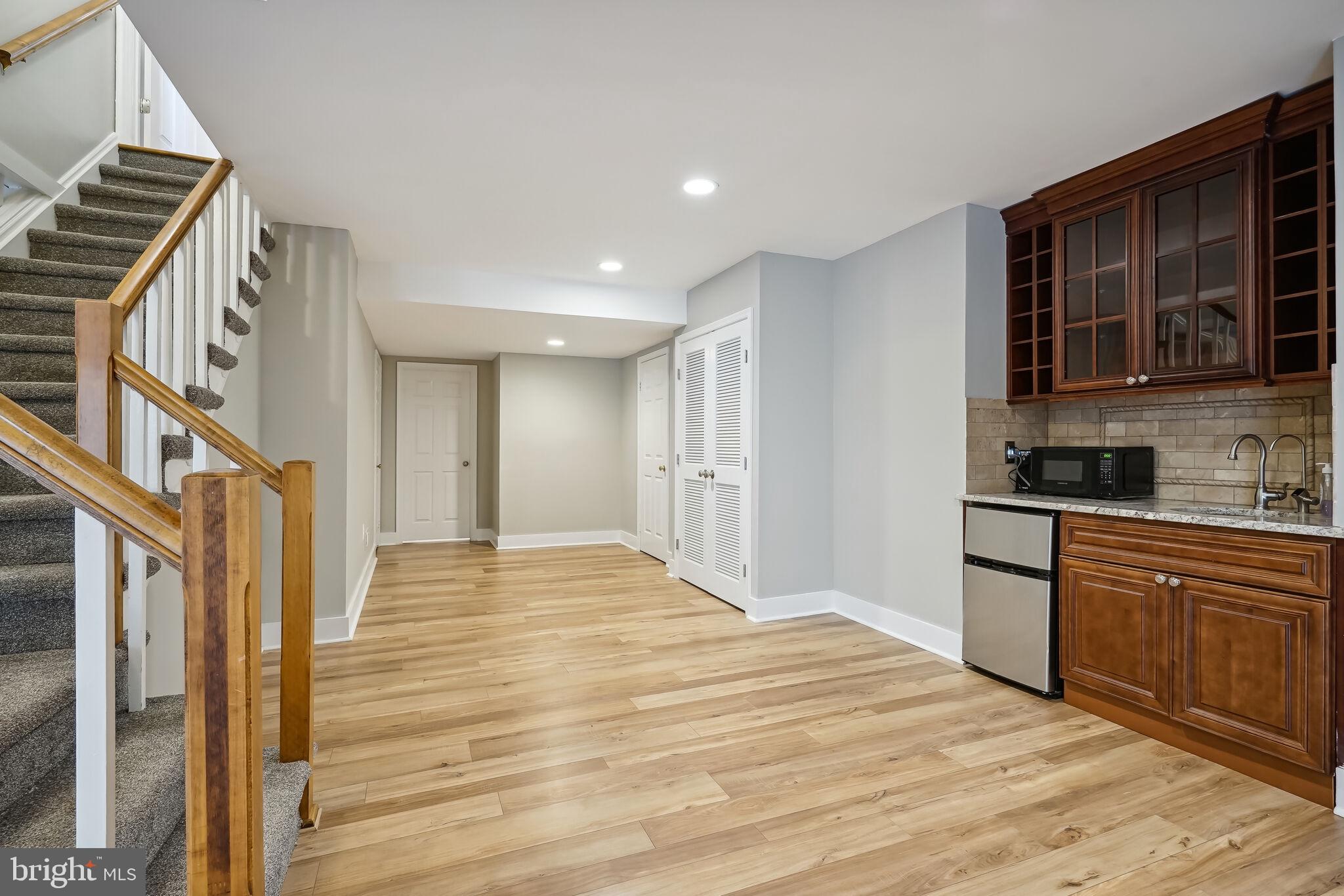 HIDDEN ESTATES - Residential