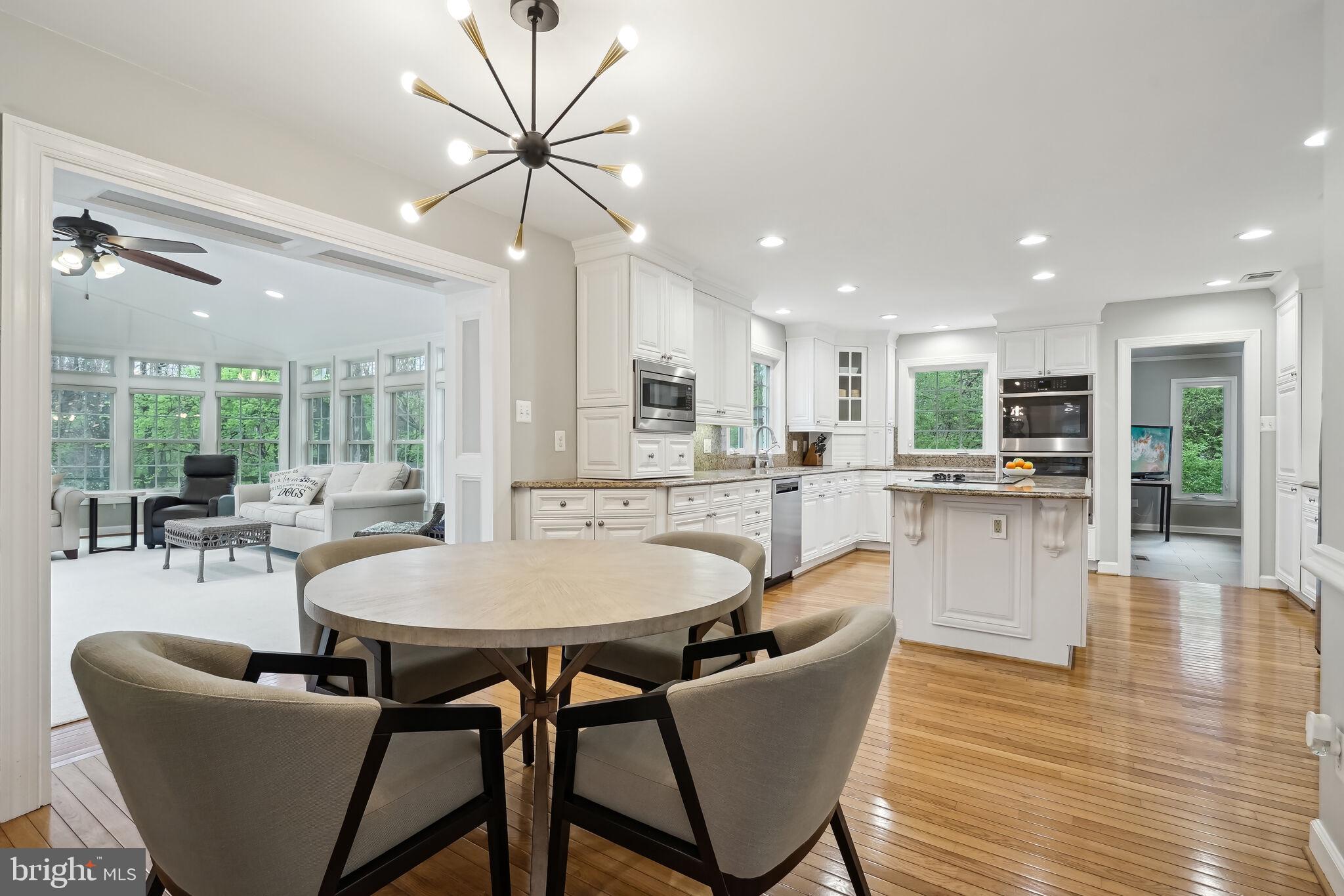 HIDDEN ESTATES - Residential