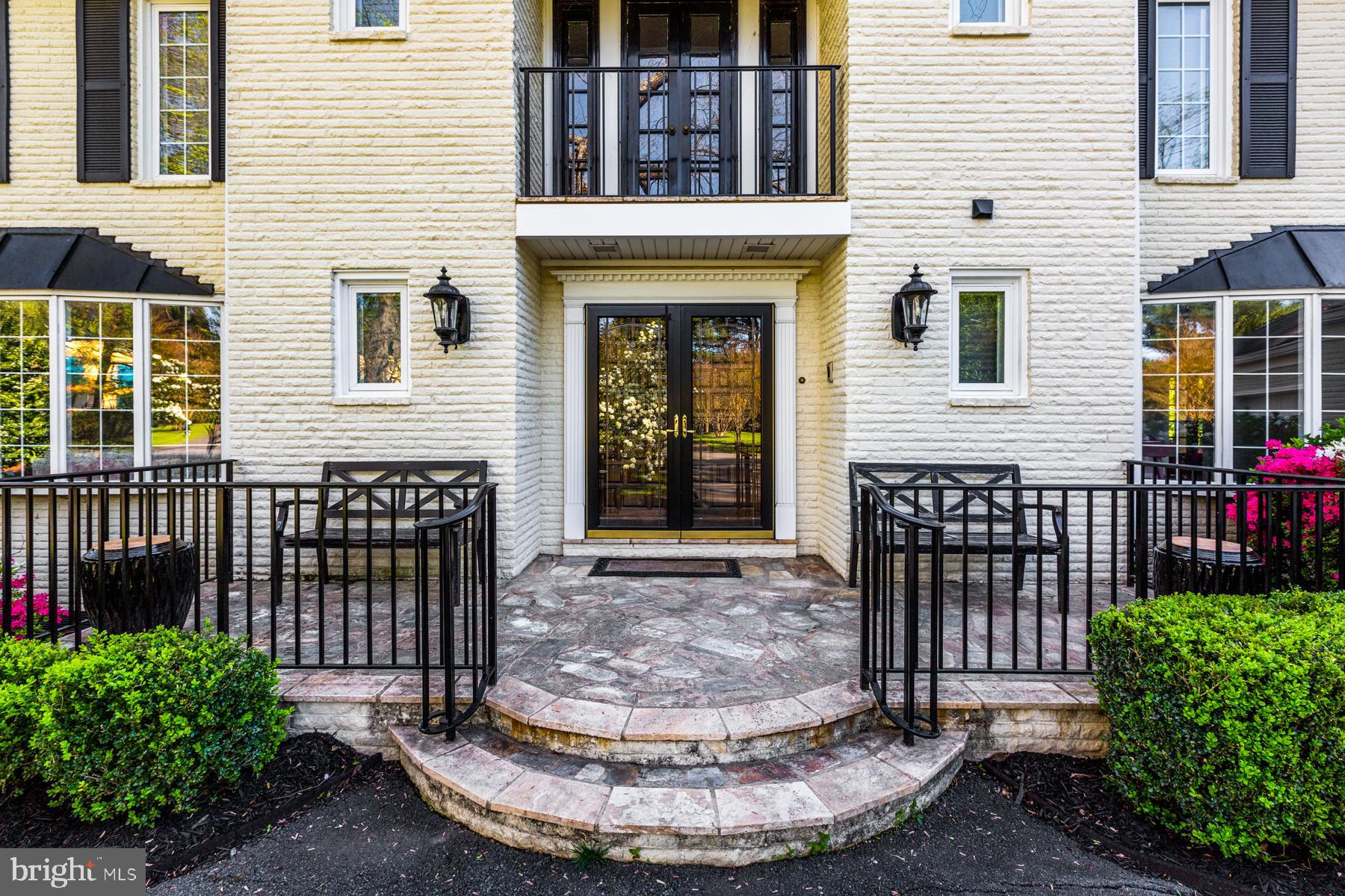 HIDDEN ESTATES - Residential