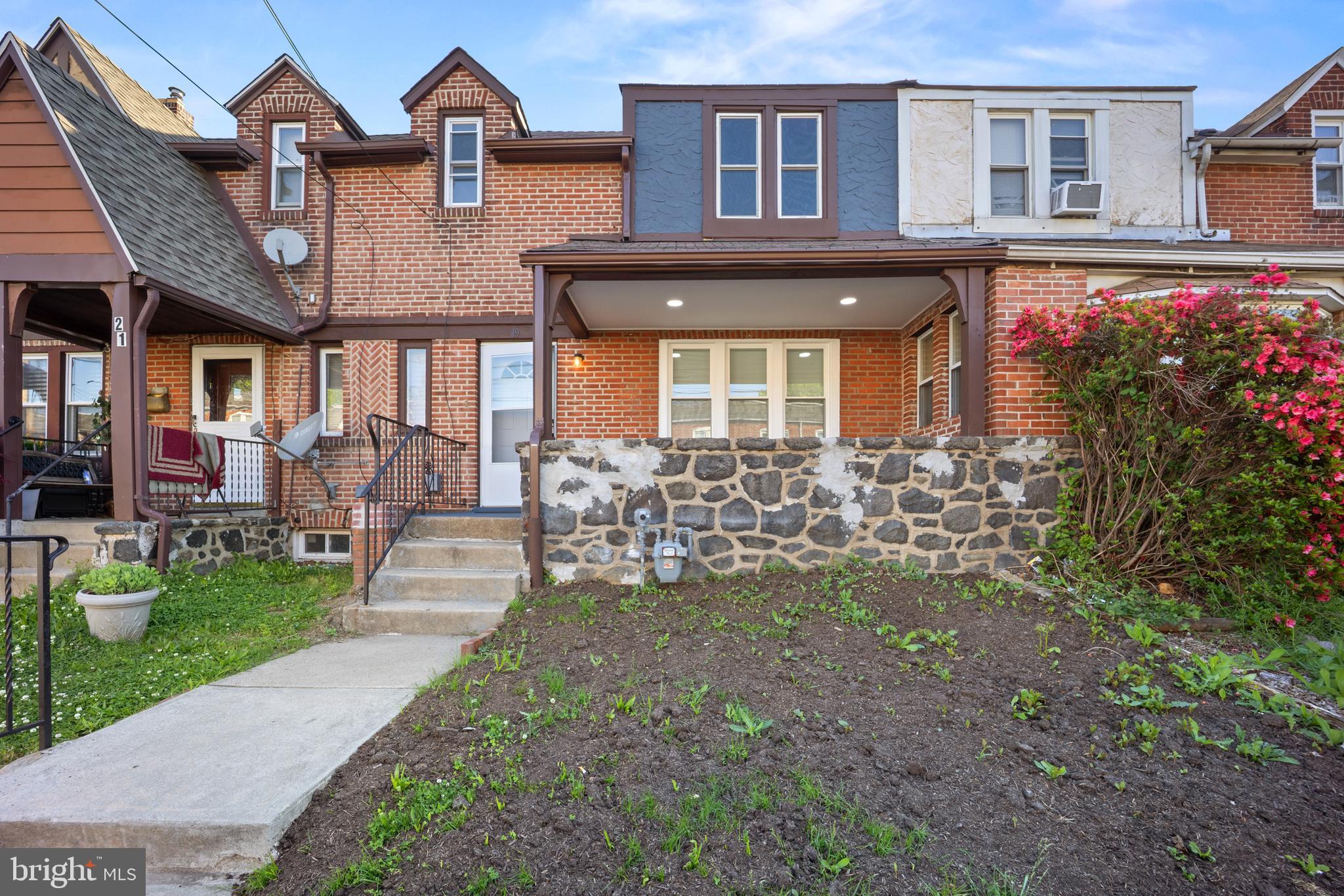 19 W 37TH STREET