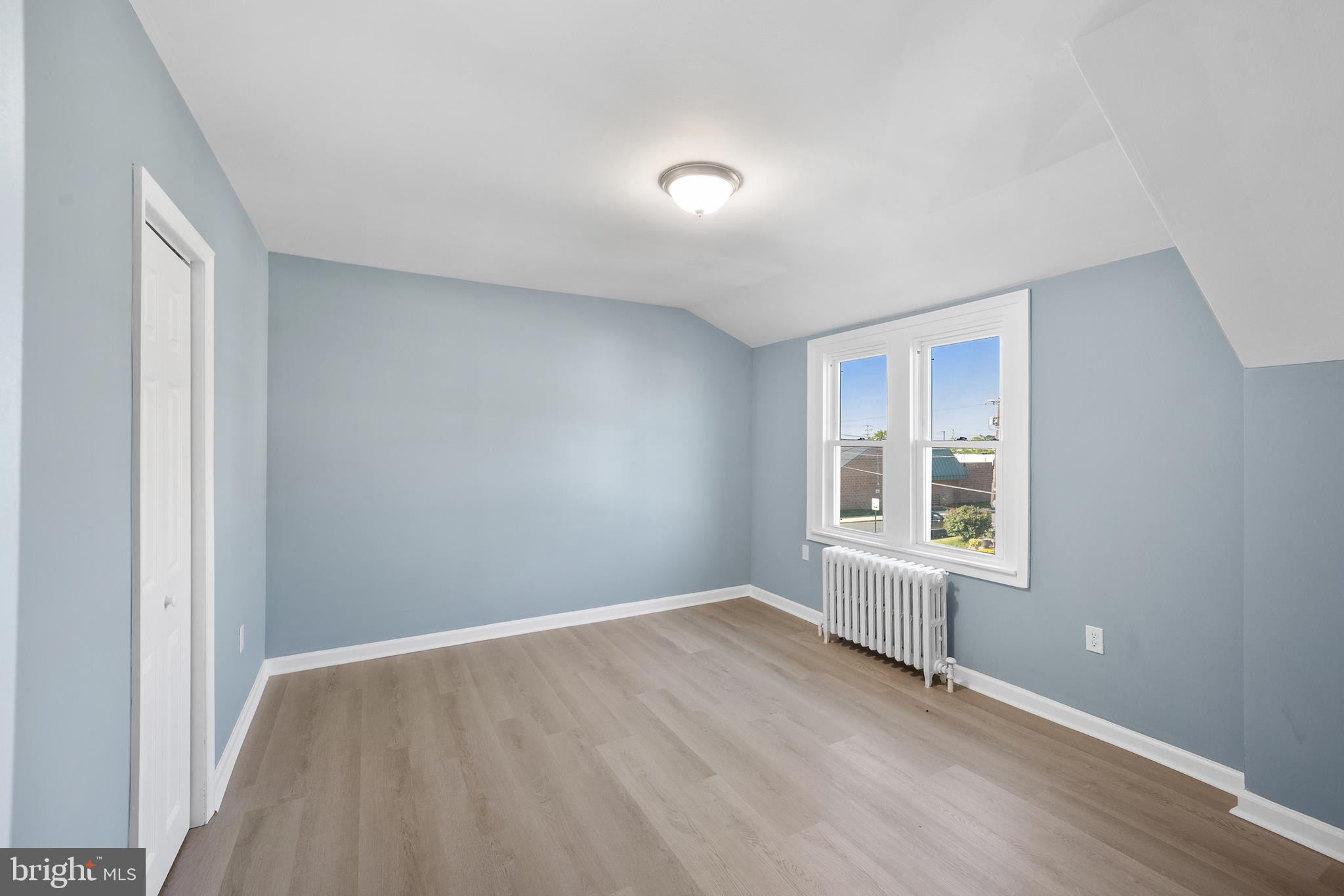 19 W 37TH STREET