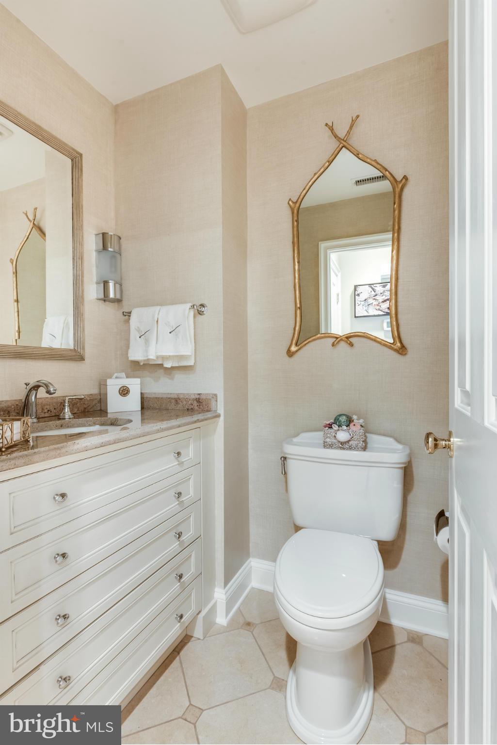 CHESAPEAKE LANDING - Residential