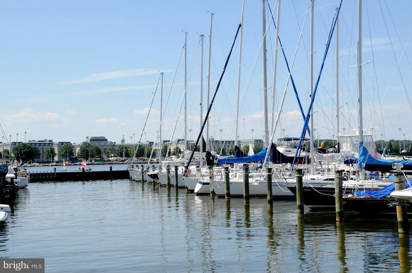 CHESAPEAKE LANDING - Residential