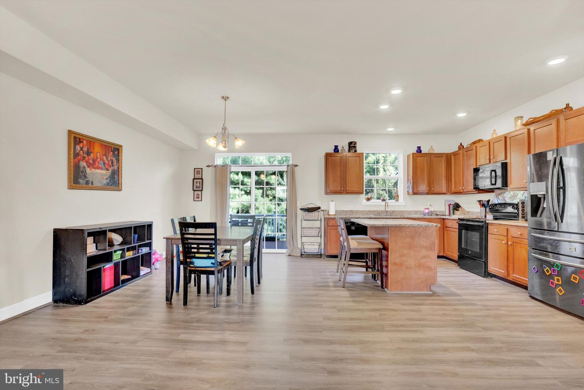 PARKSIDE TOWNHOMES - Residential