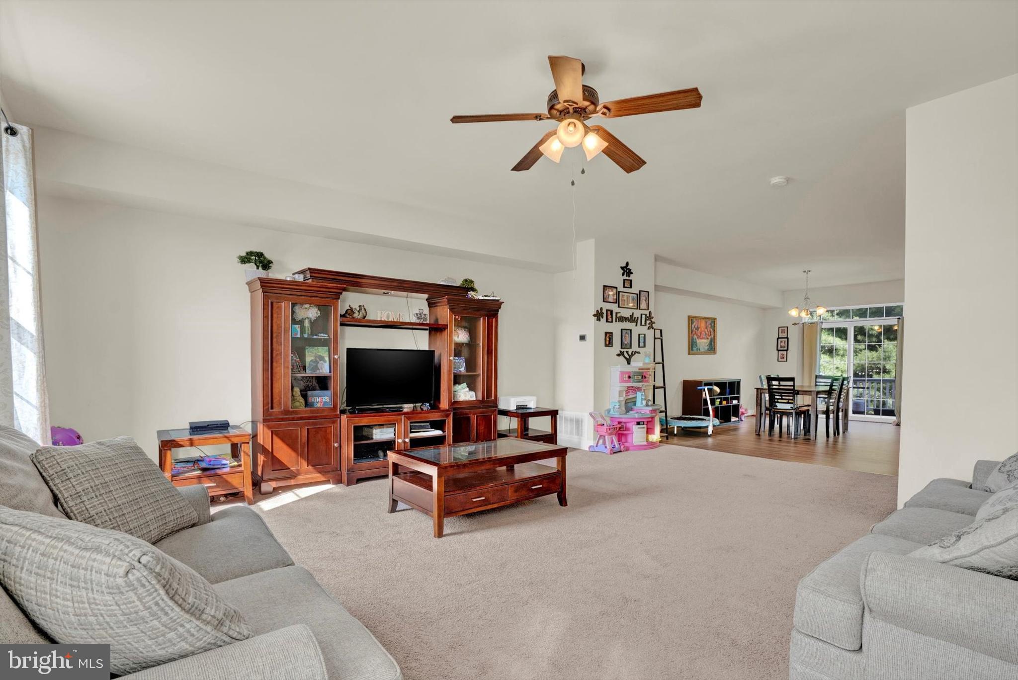 PARKSIDE TOWNHOMES - Residential