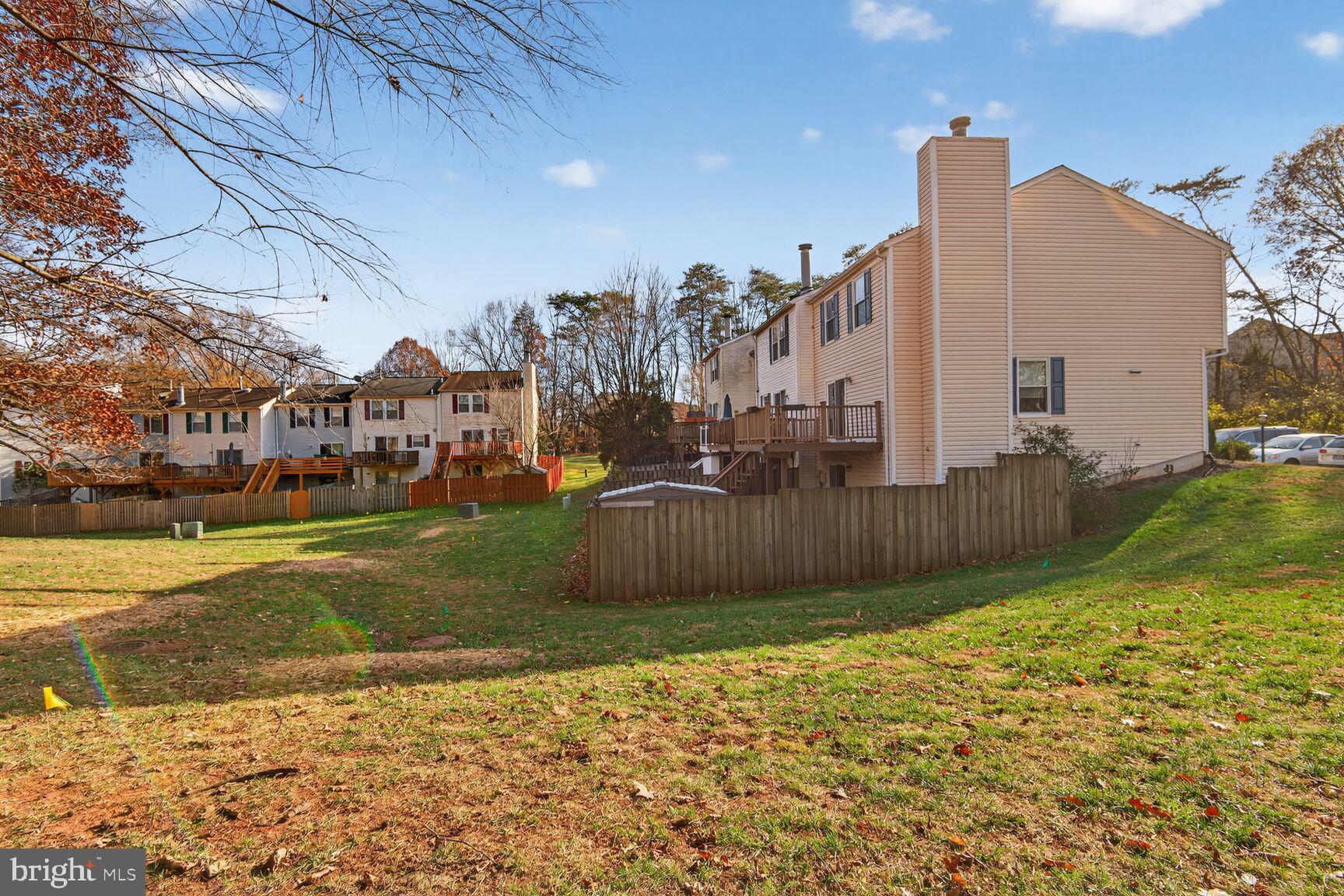LONDON COMMONS - Residential