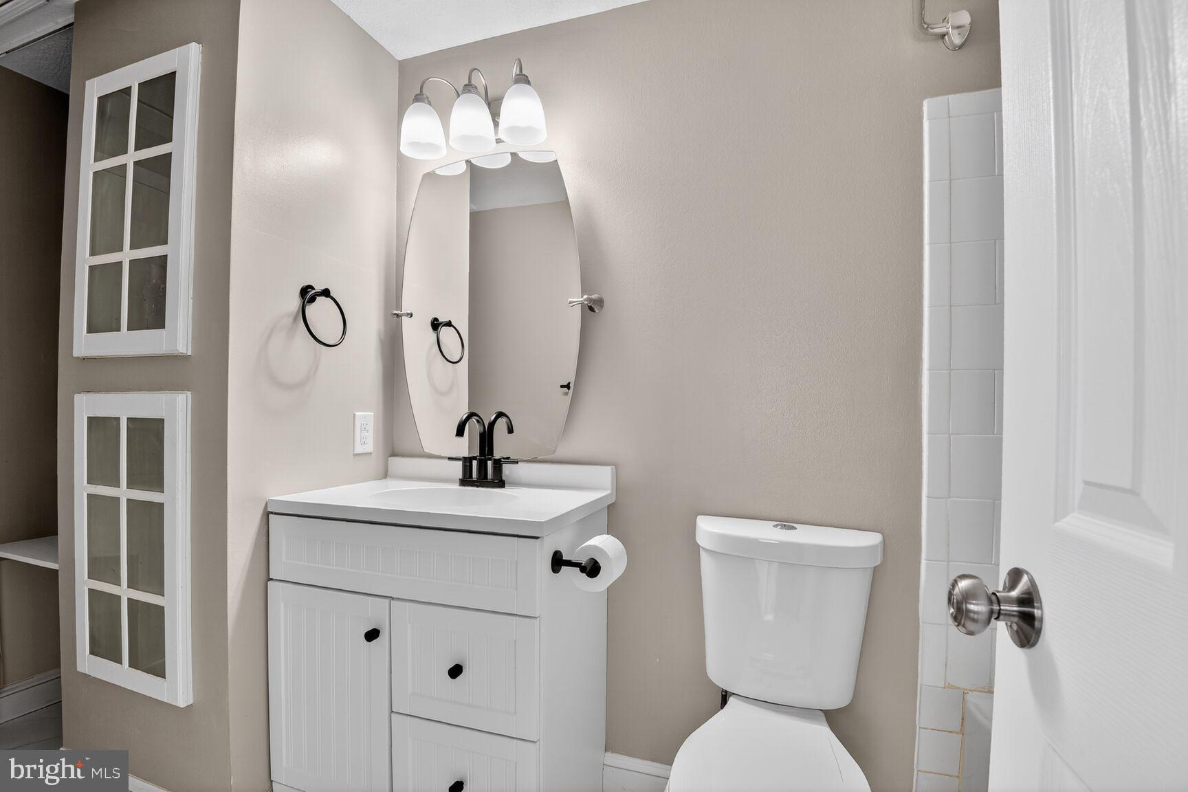 LONDON COMMONS - Residential