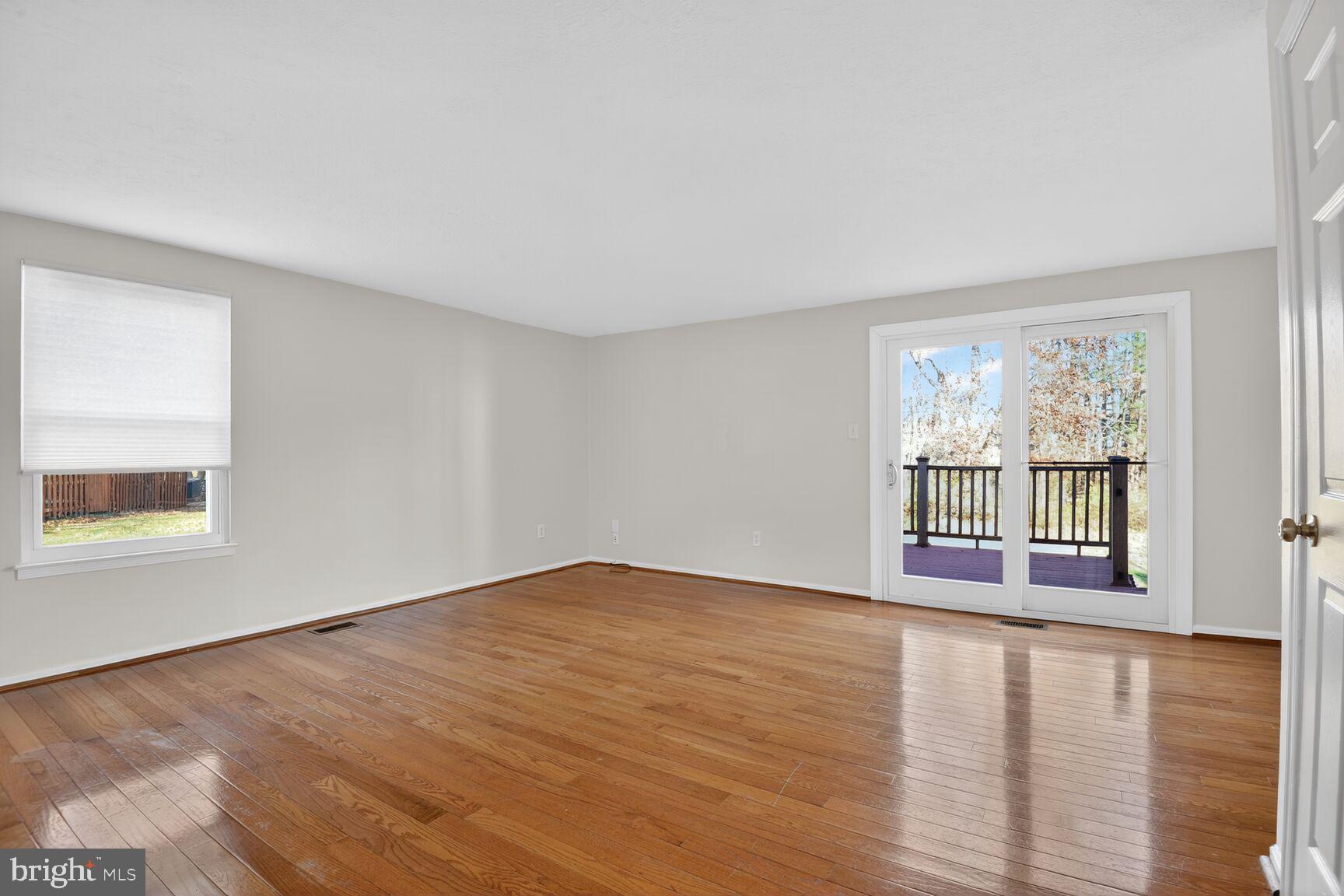 LONDON COMMONS - Residential