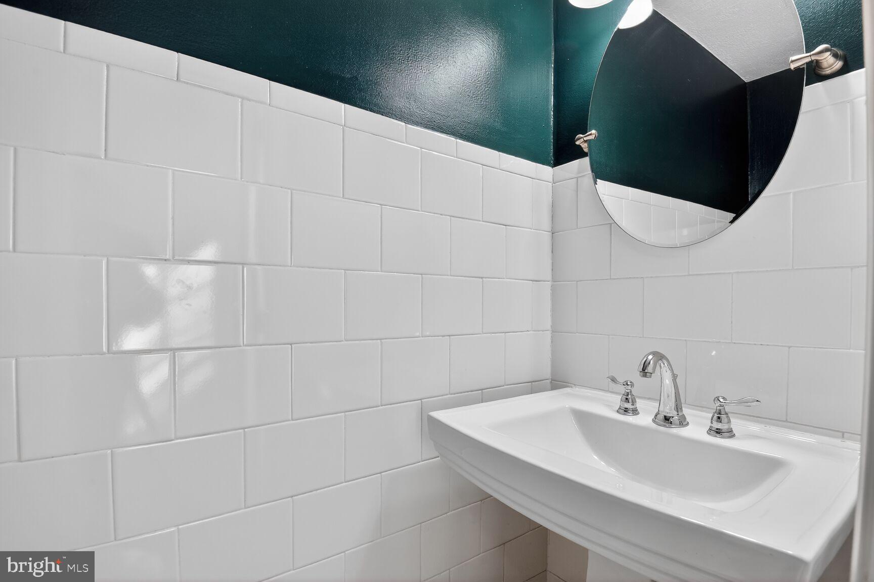 LONDON COMMONS - Residential