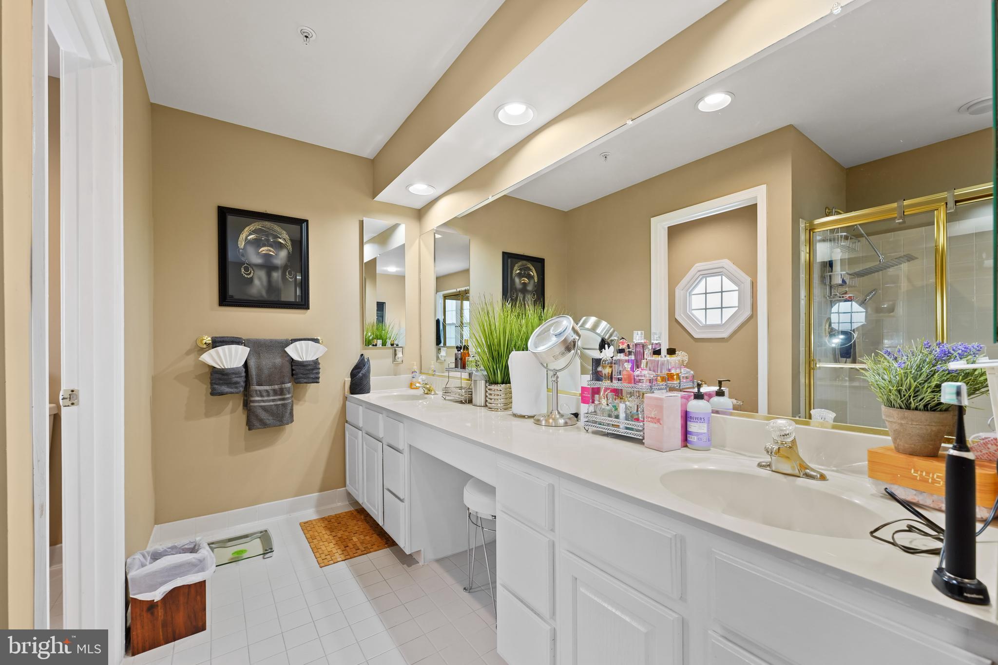 WOODMORE SOUTH - Residential