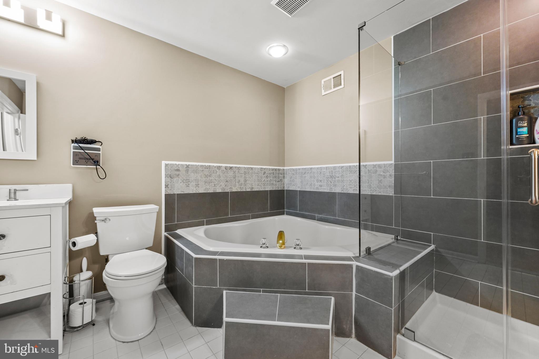 WOODMORE SOUTH - Residential