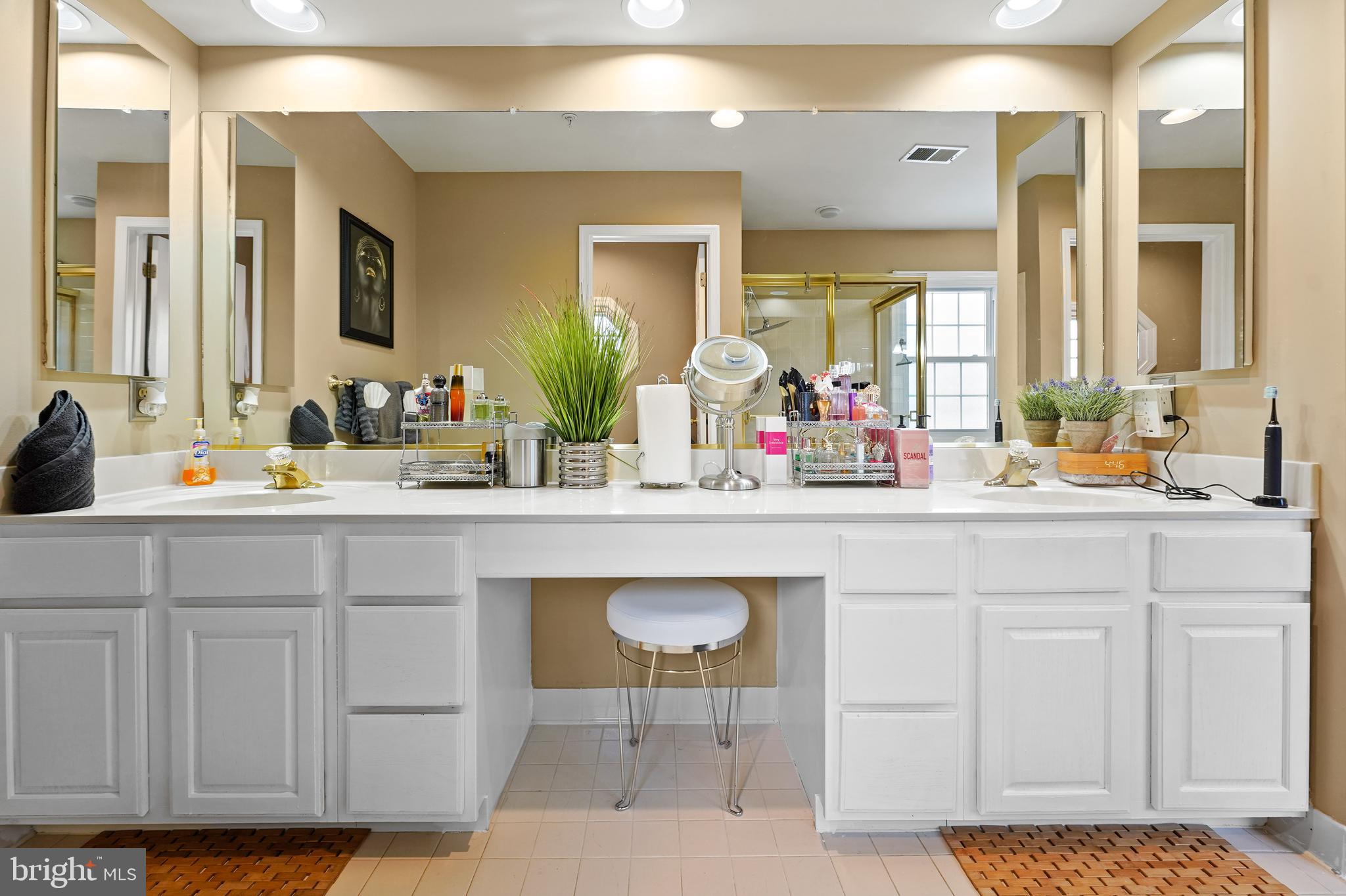 WOODMORE SOUTH - Residential