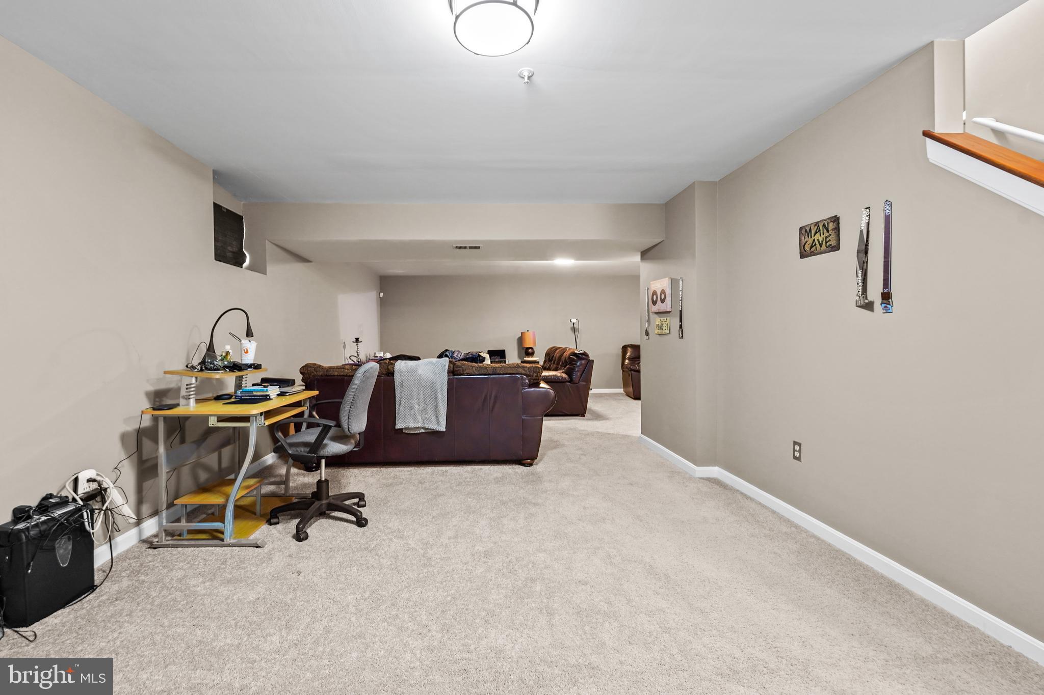 WOODMORE SOUTH - Residential