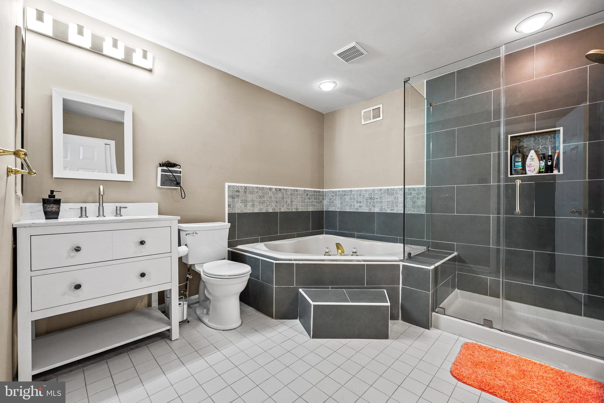 WOODMORE SOUTH - Residential