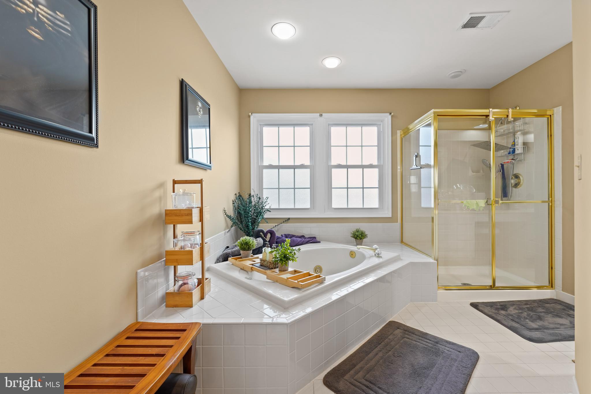 WOODMORE SOUTH - Residential