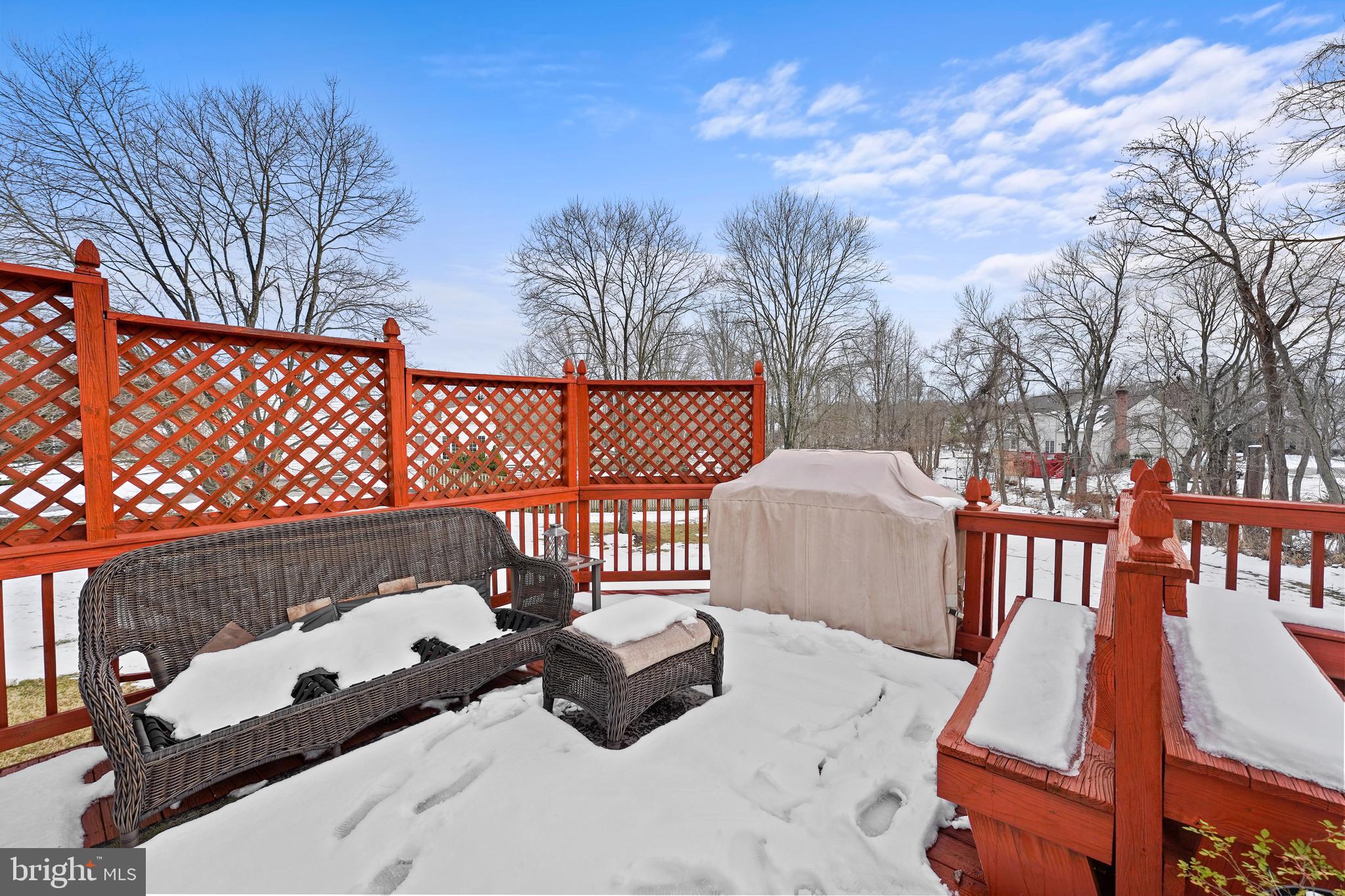 WOODMORE SOUTH - Residential