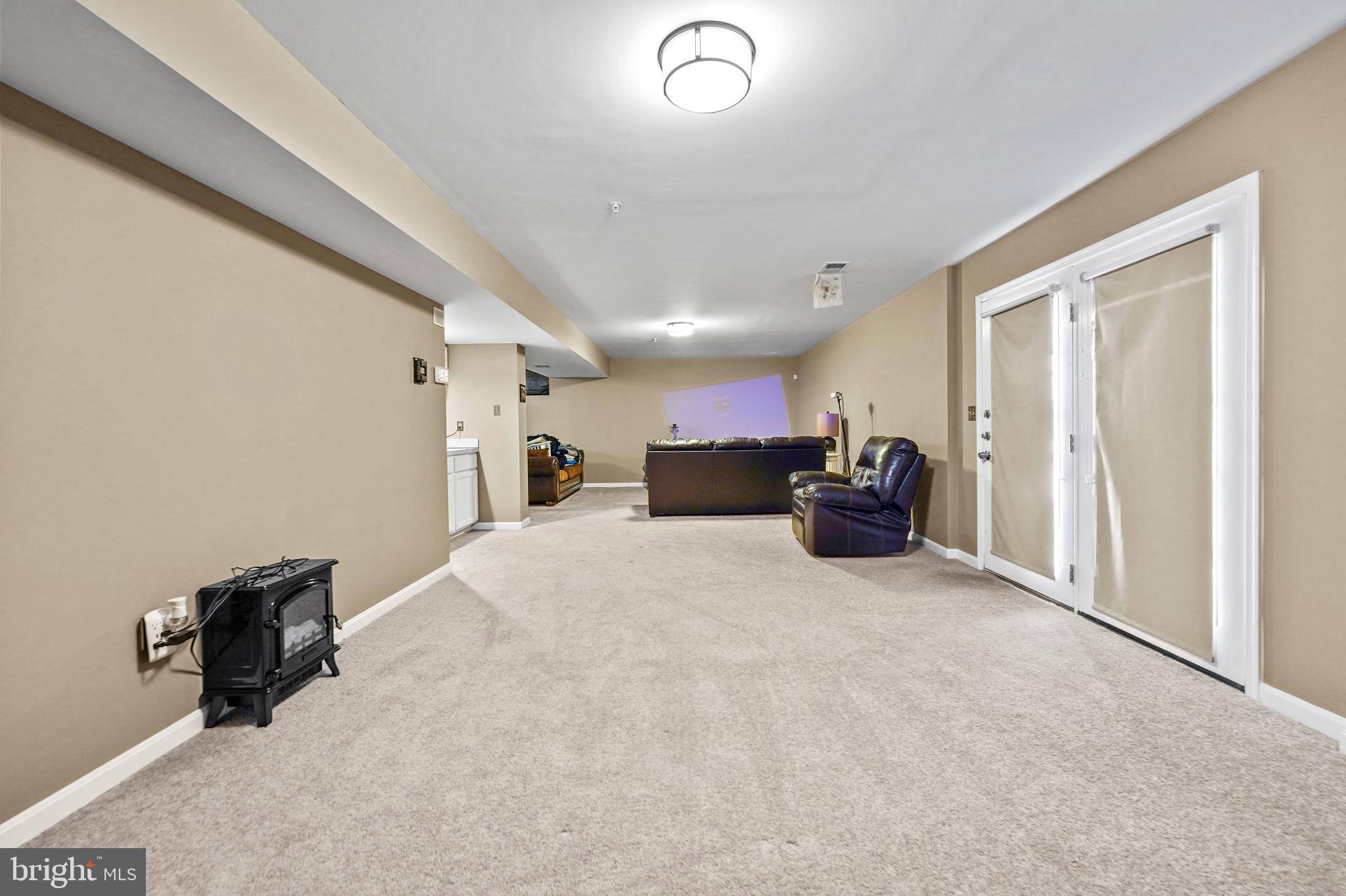 WOODMORE SOUTH - Residential