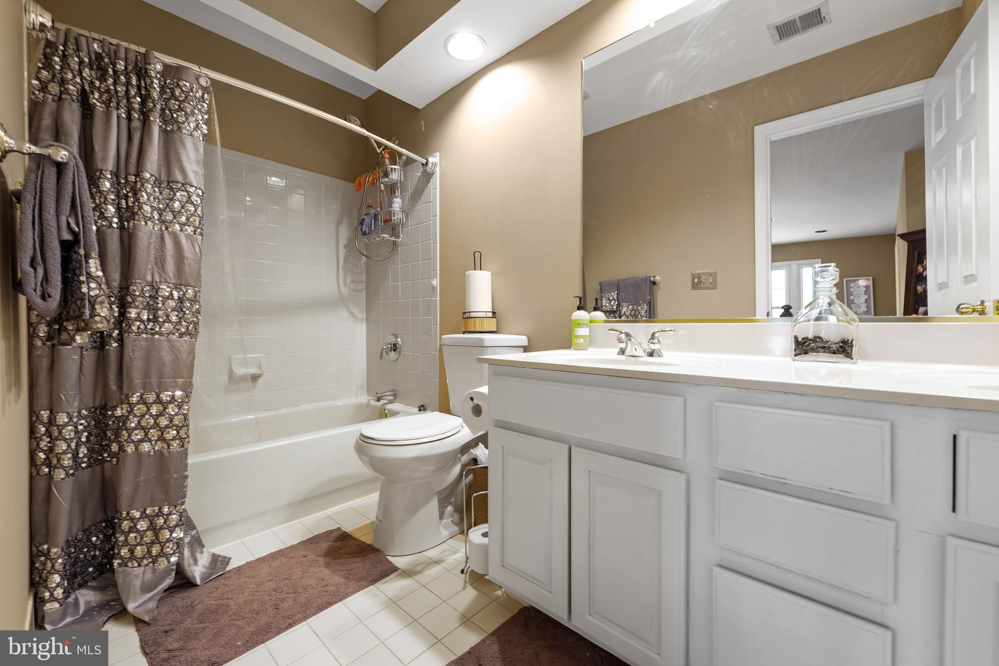 WOODMORE SOUTH - Residential