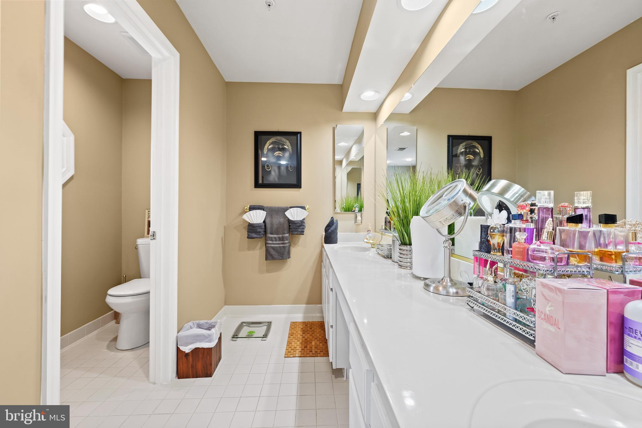 WOODMORE SOUTH - Residential