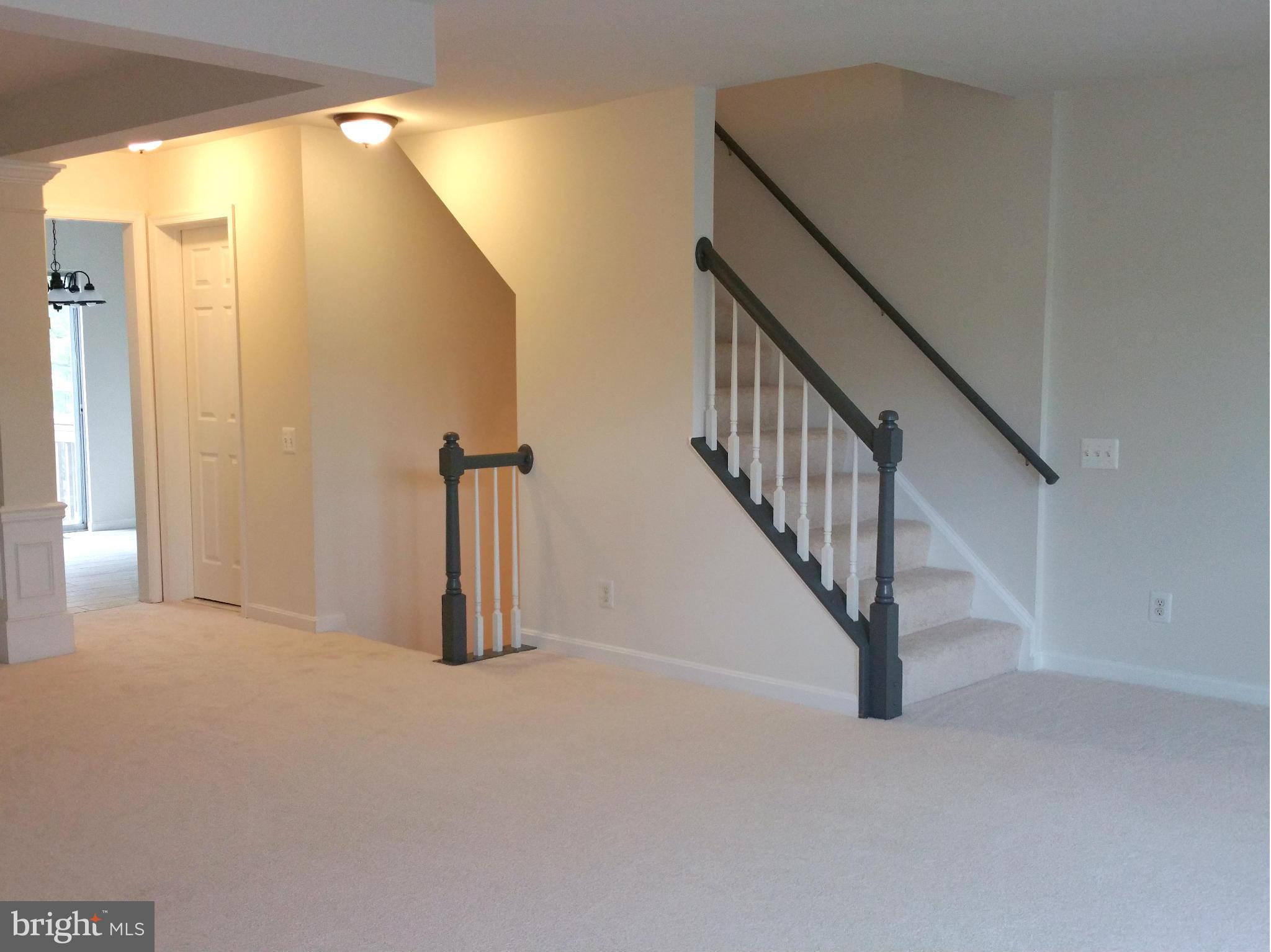 PARKWAY PLAZA - Residential