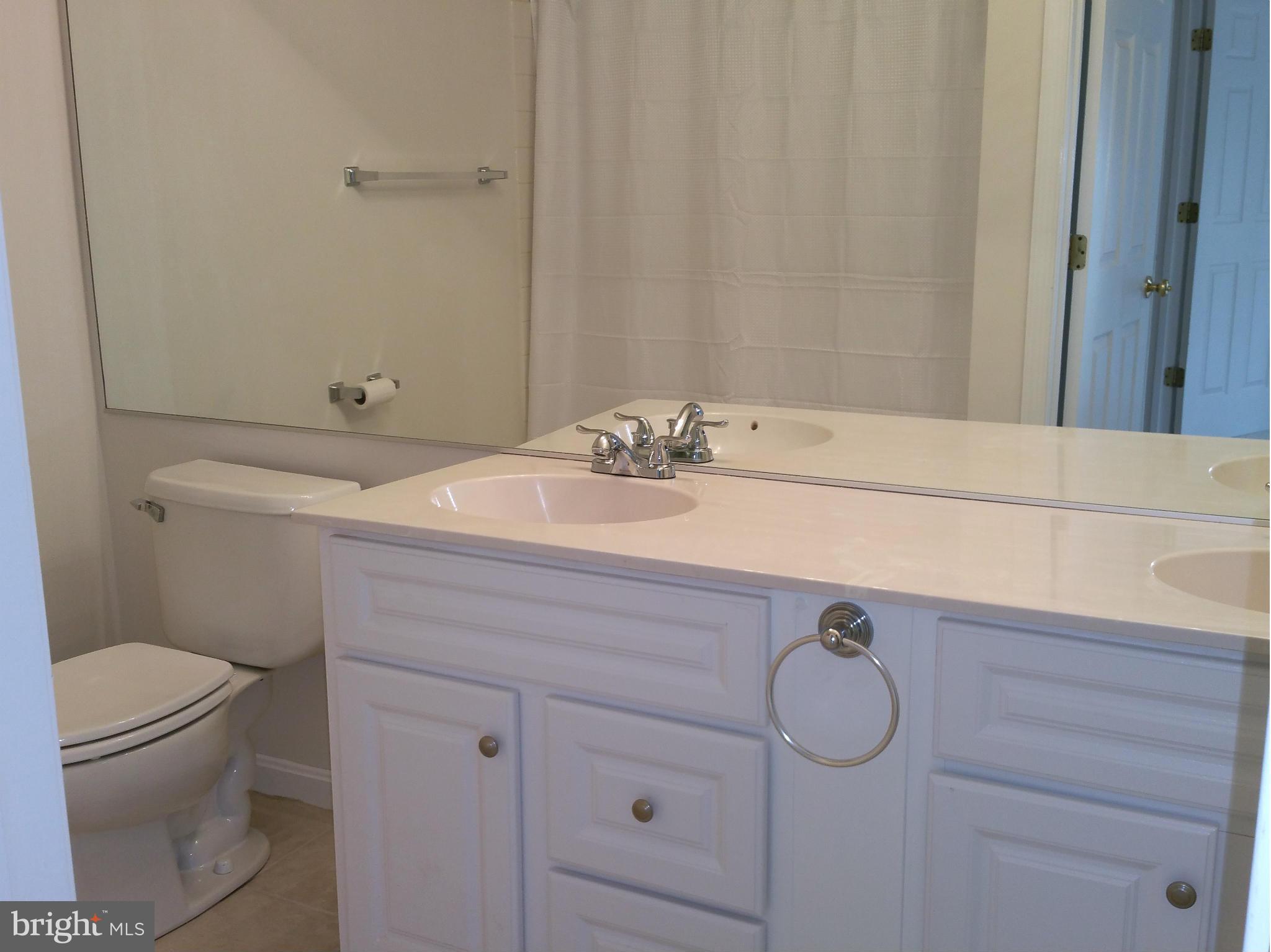 PARKWAY PLAZA - Residential