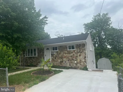 7425 Parkwood Street, Hyattsville, MD MLS: MDPG2151898