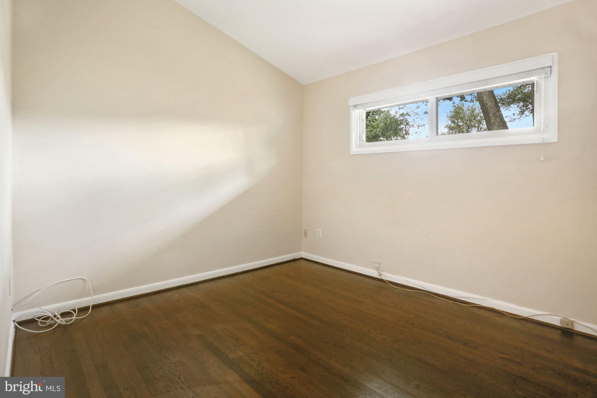 ROSEMONT - Residential Lease