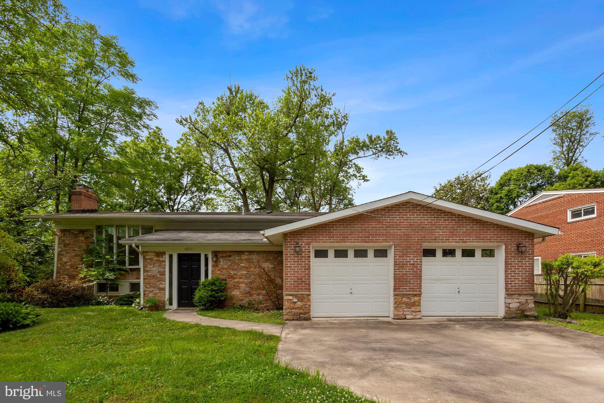 ROSEMONT - Residential Lease