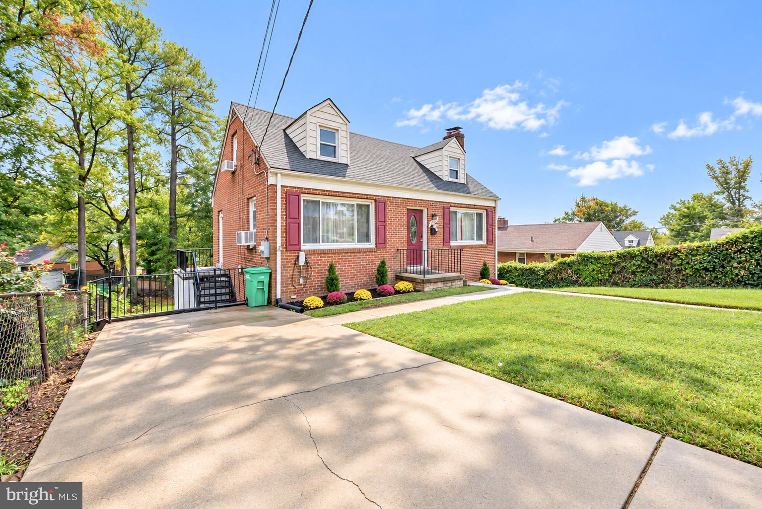 5609 ELBERTON COURT