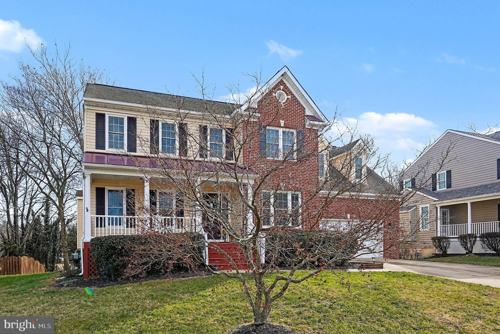 RIVER MEADOWS - Residential