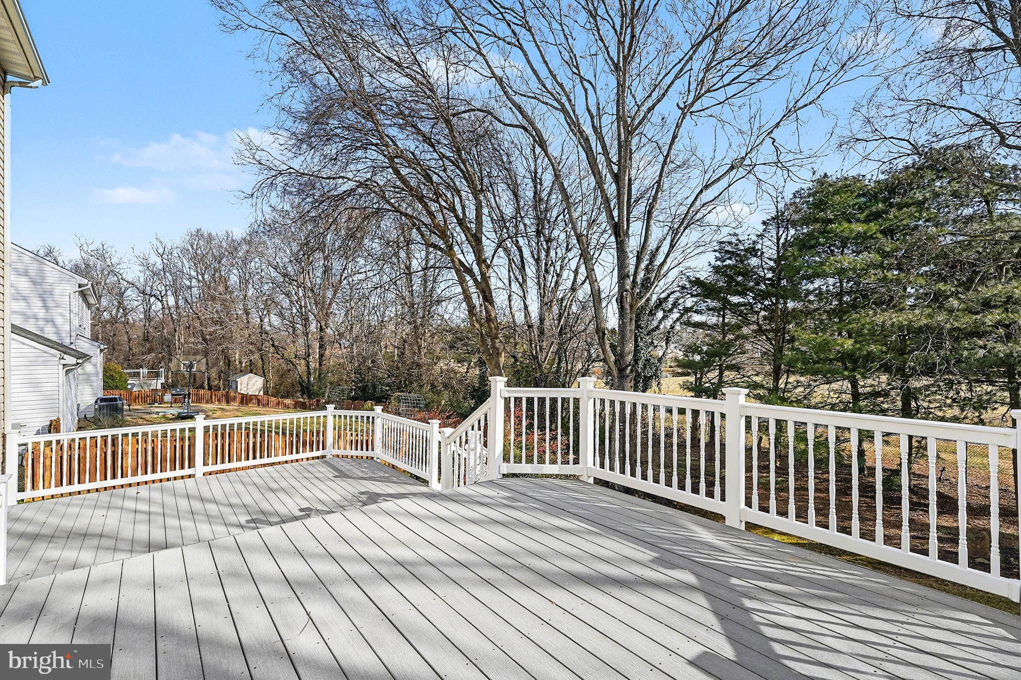 RIVER MEADOWS - Residential