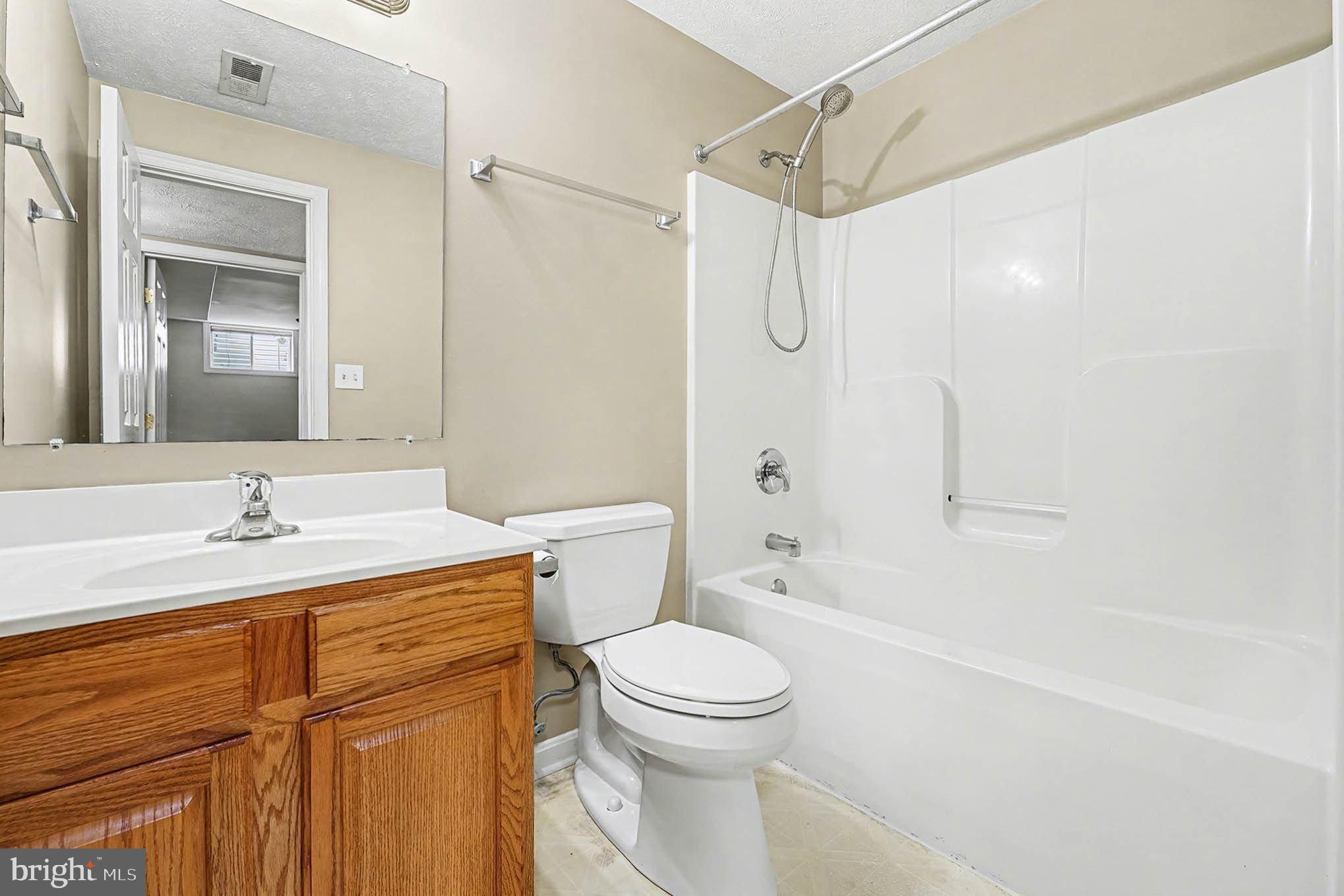 RIVER MEADOWS - Residential