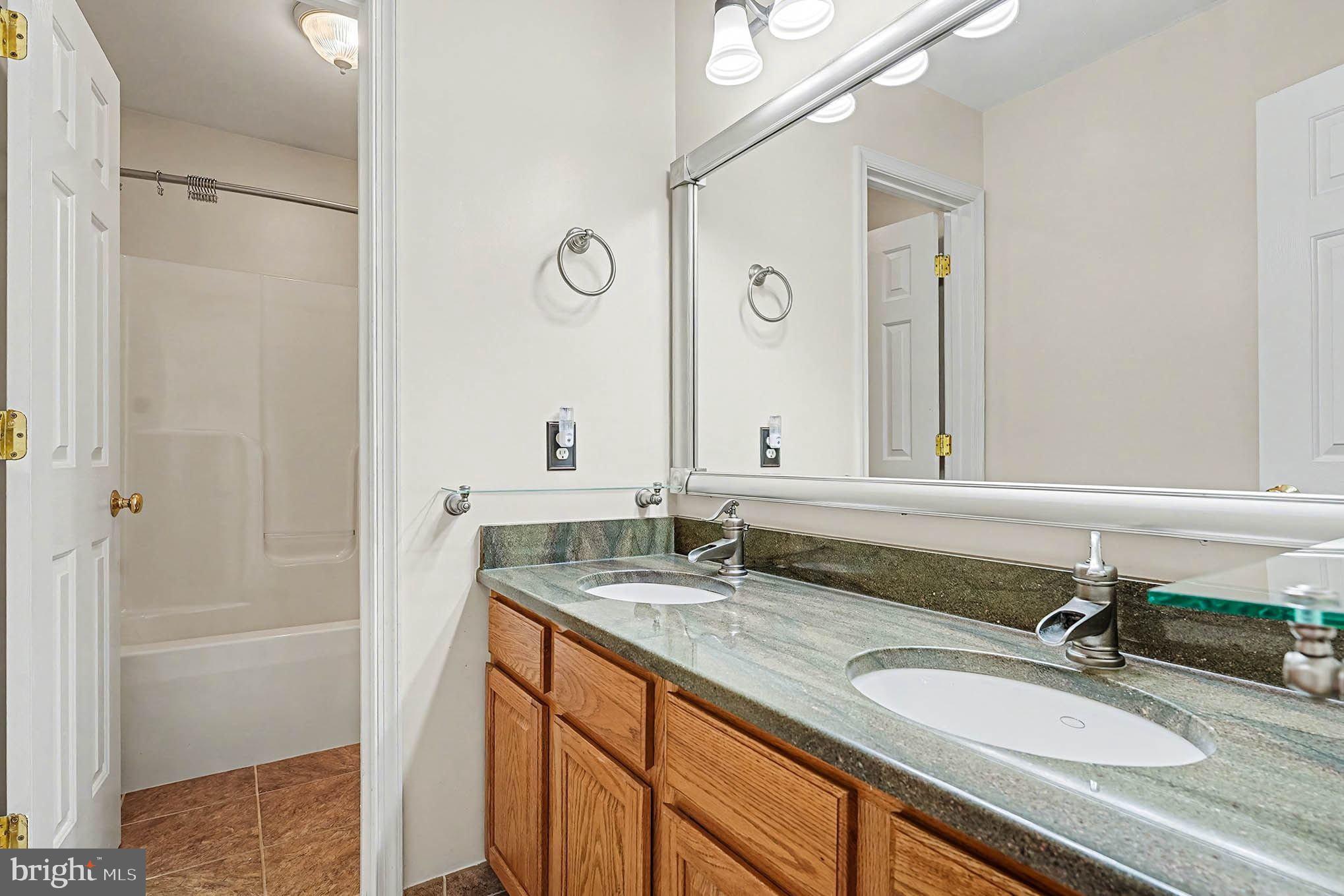 RIVER MEADOWS - Residential