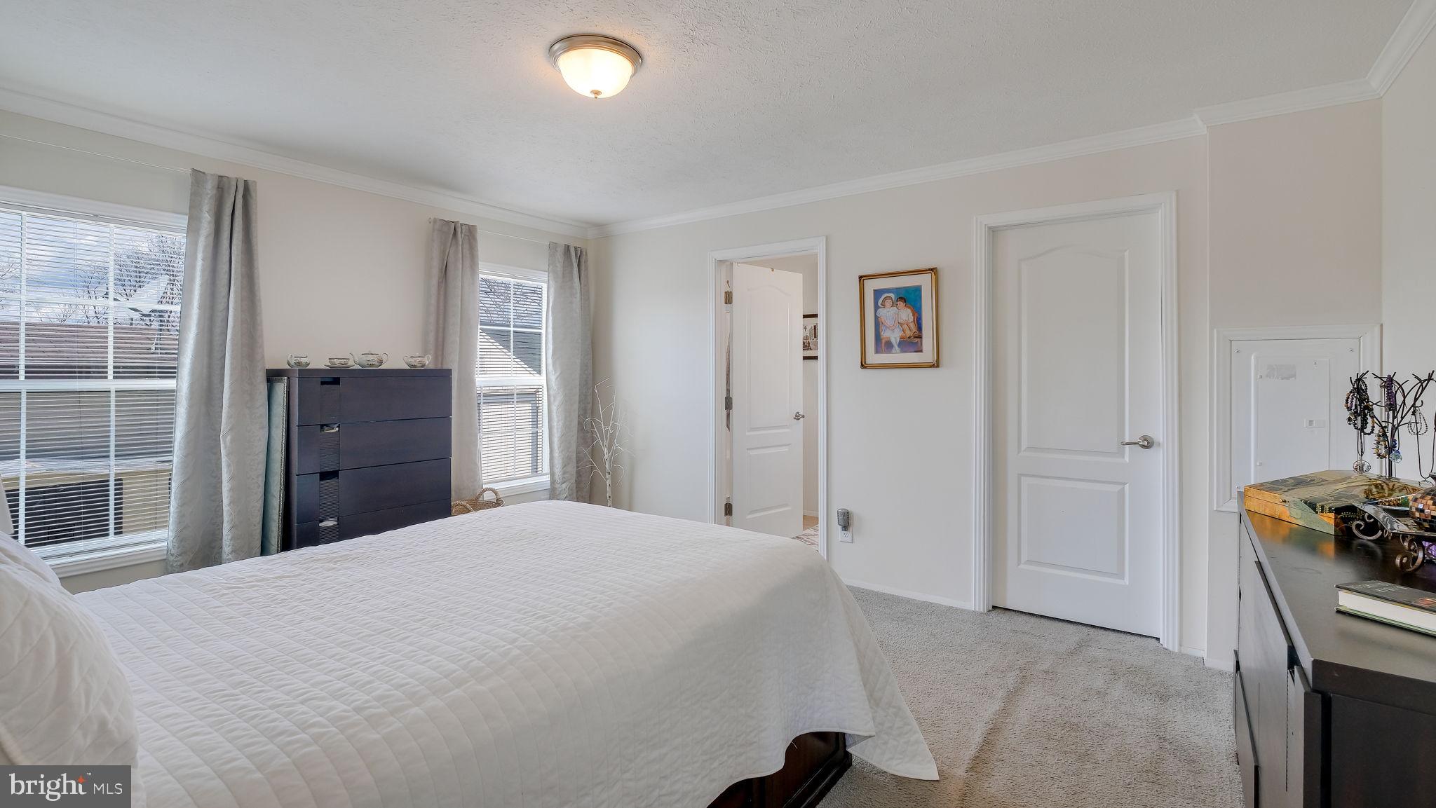 NESHAMINY FALLS - Residential